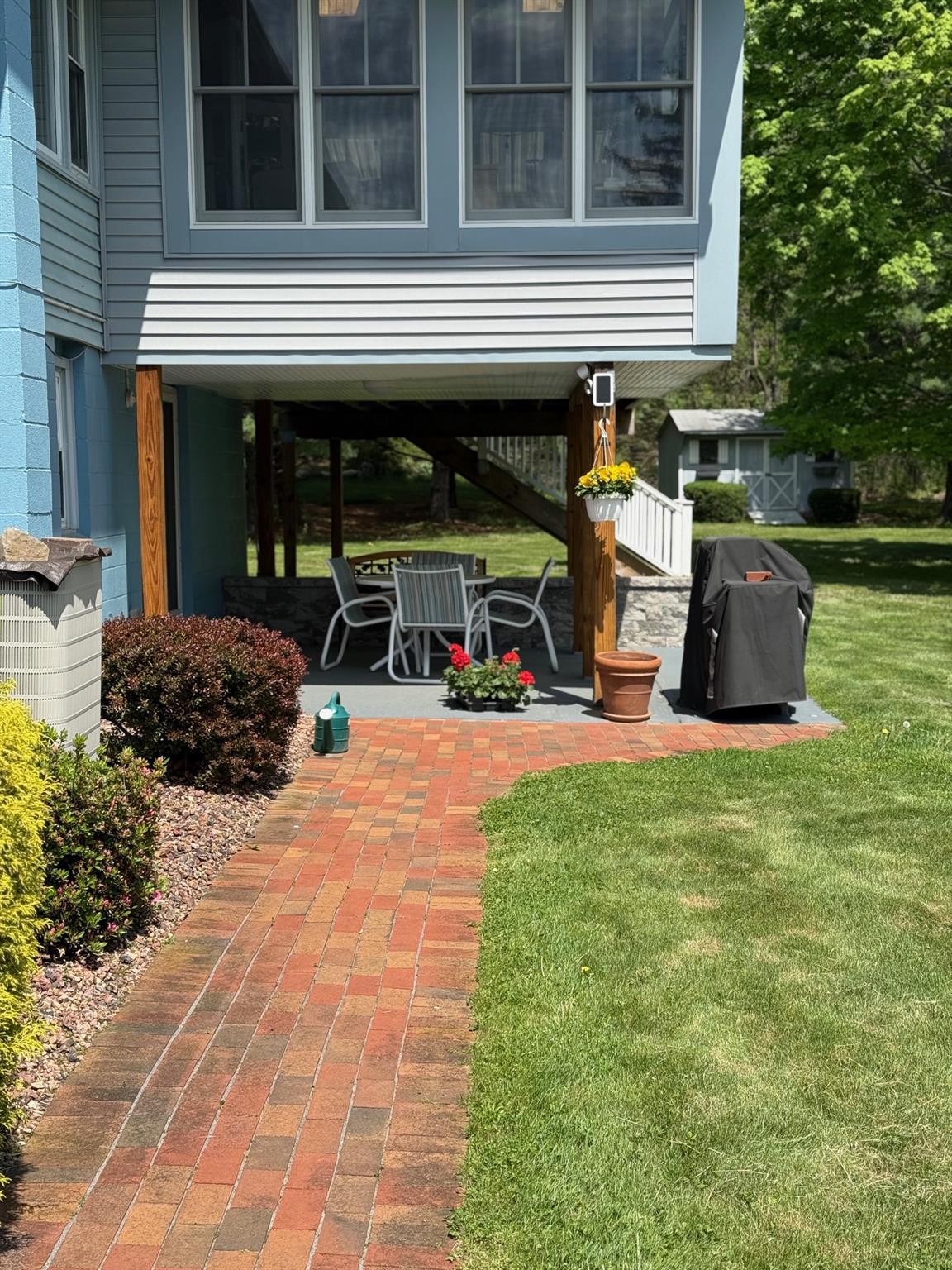 Single Family Lisa  Ulster County, NY 12528, MLS-860016-8