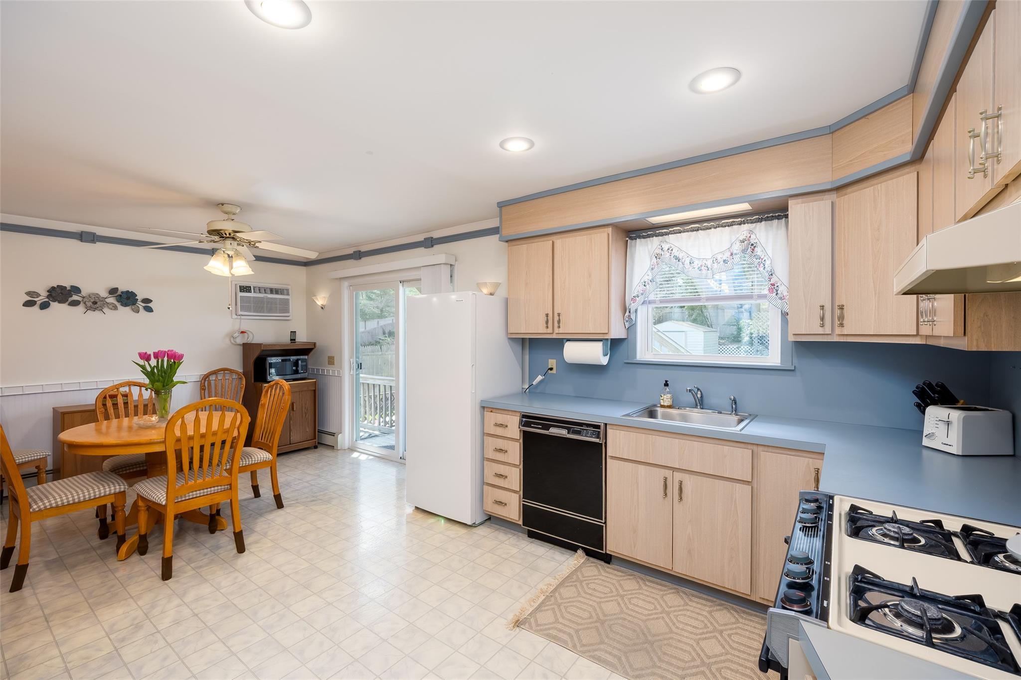Single Family Anthony  Suffolk County, NY 11741, MLS-860021-24