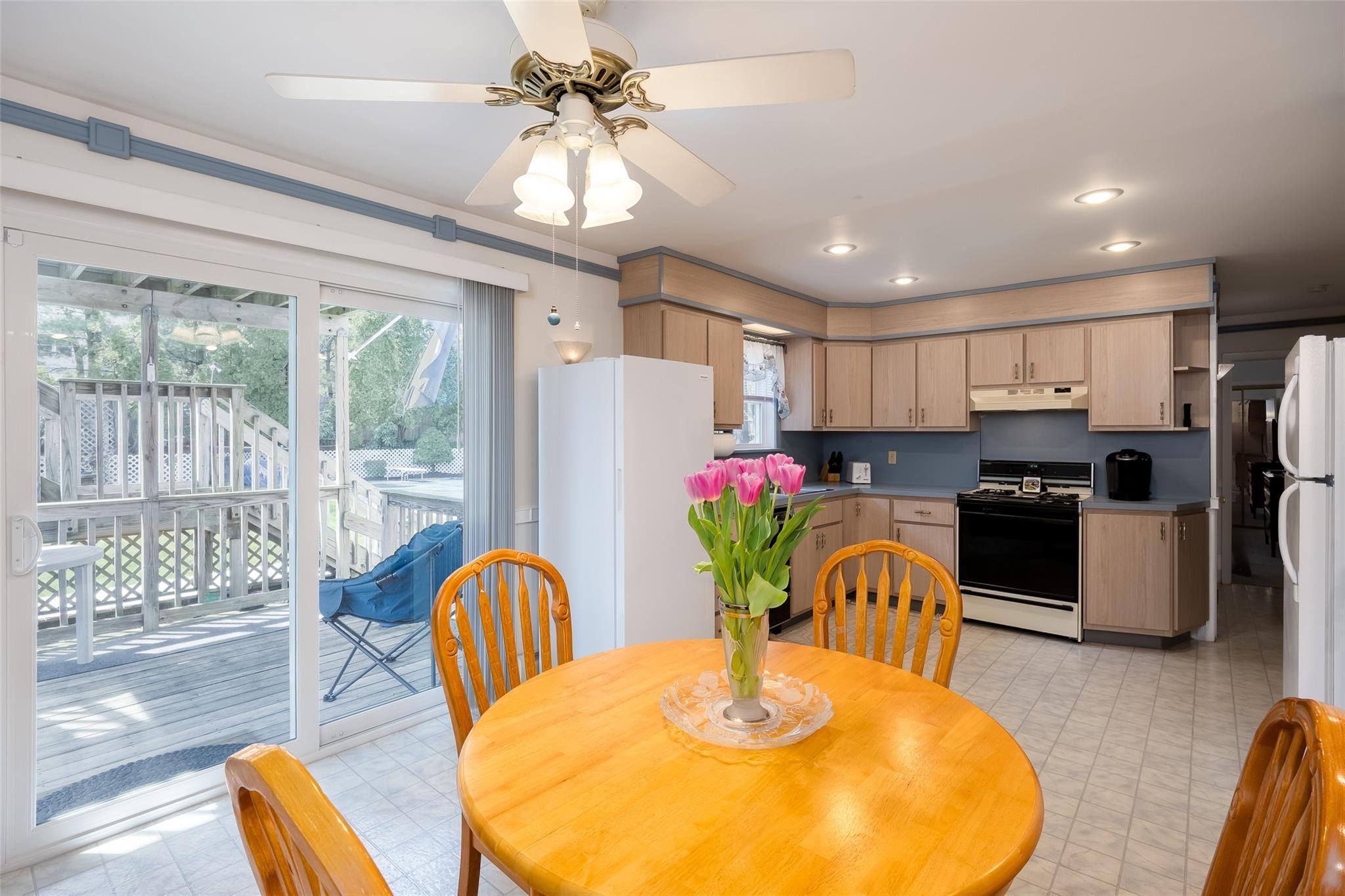 Single Family Anthony  Suffolk County, NY 11741, MLS-860021-25