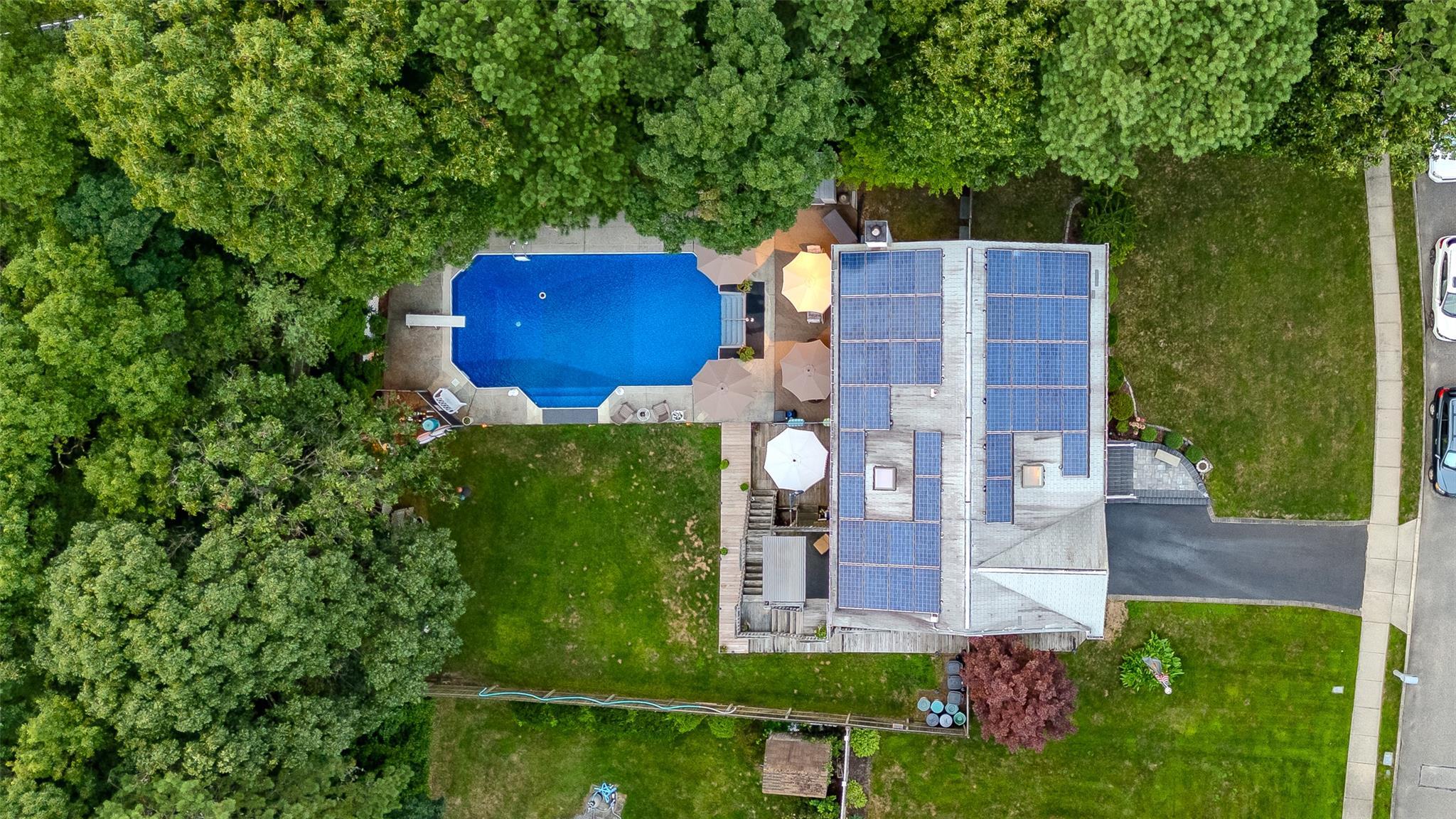 Single Family Anthony  Suffolk County, NY 11741, MLS-860021-40