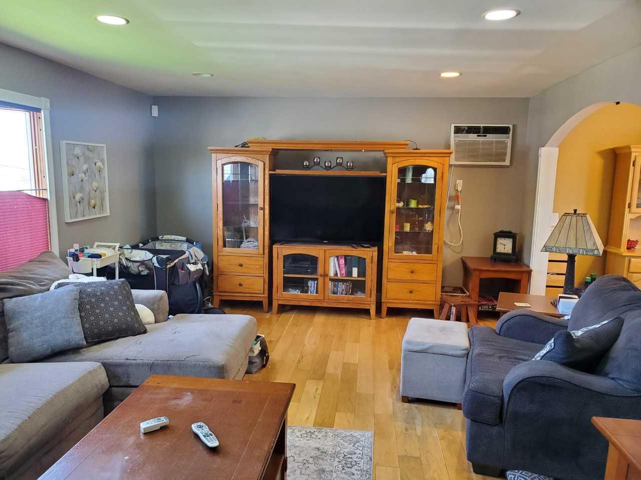 Single Family Holiday Park  Suffolk County, NY 11720, MLS-860060-11