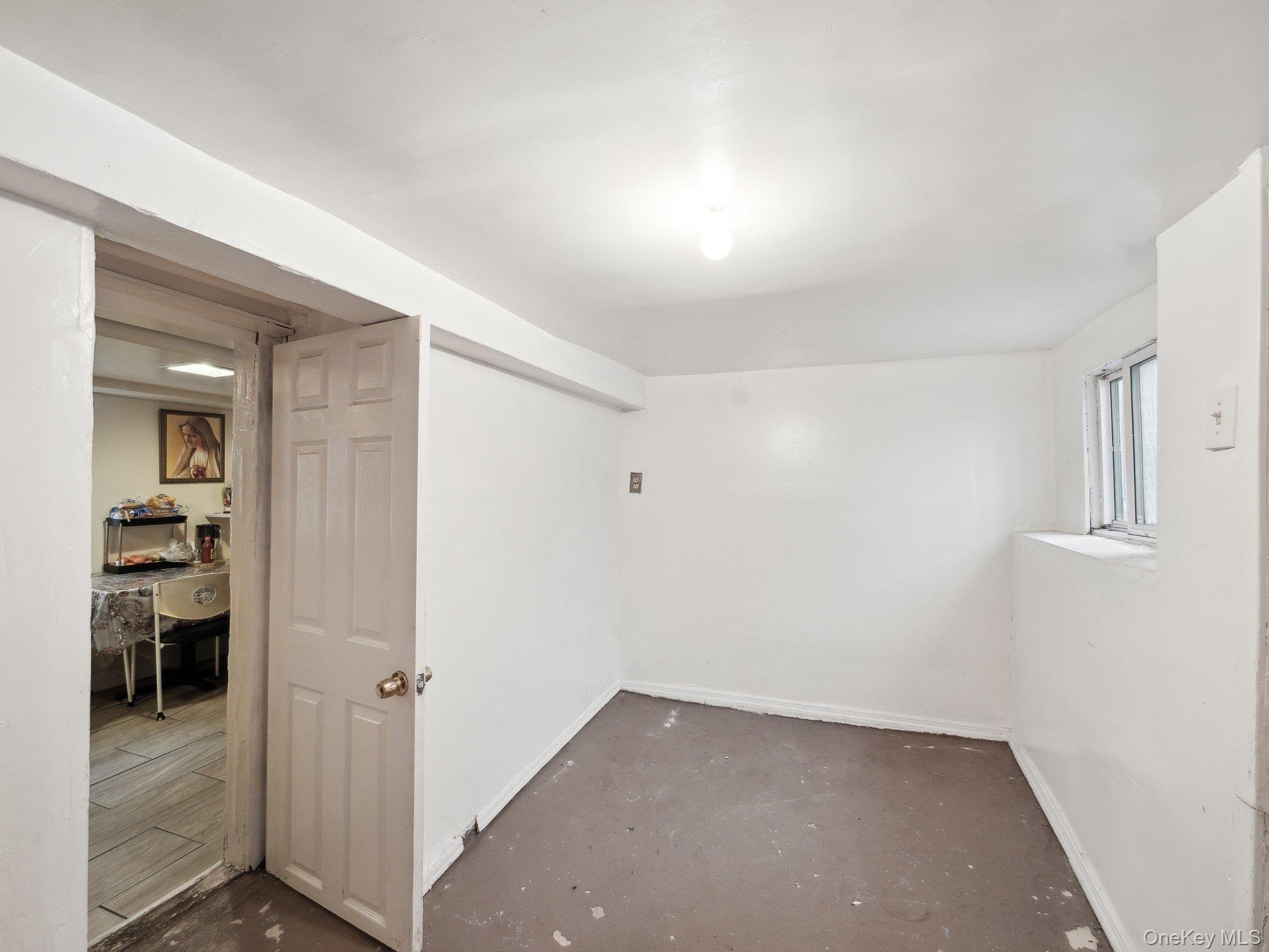 Single Family Taylor  Bronx, NY 10472, MLS-860064-22