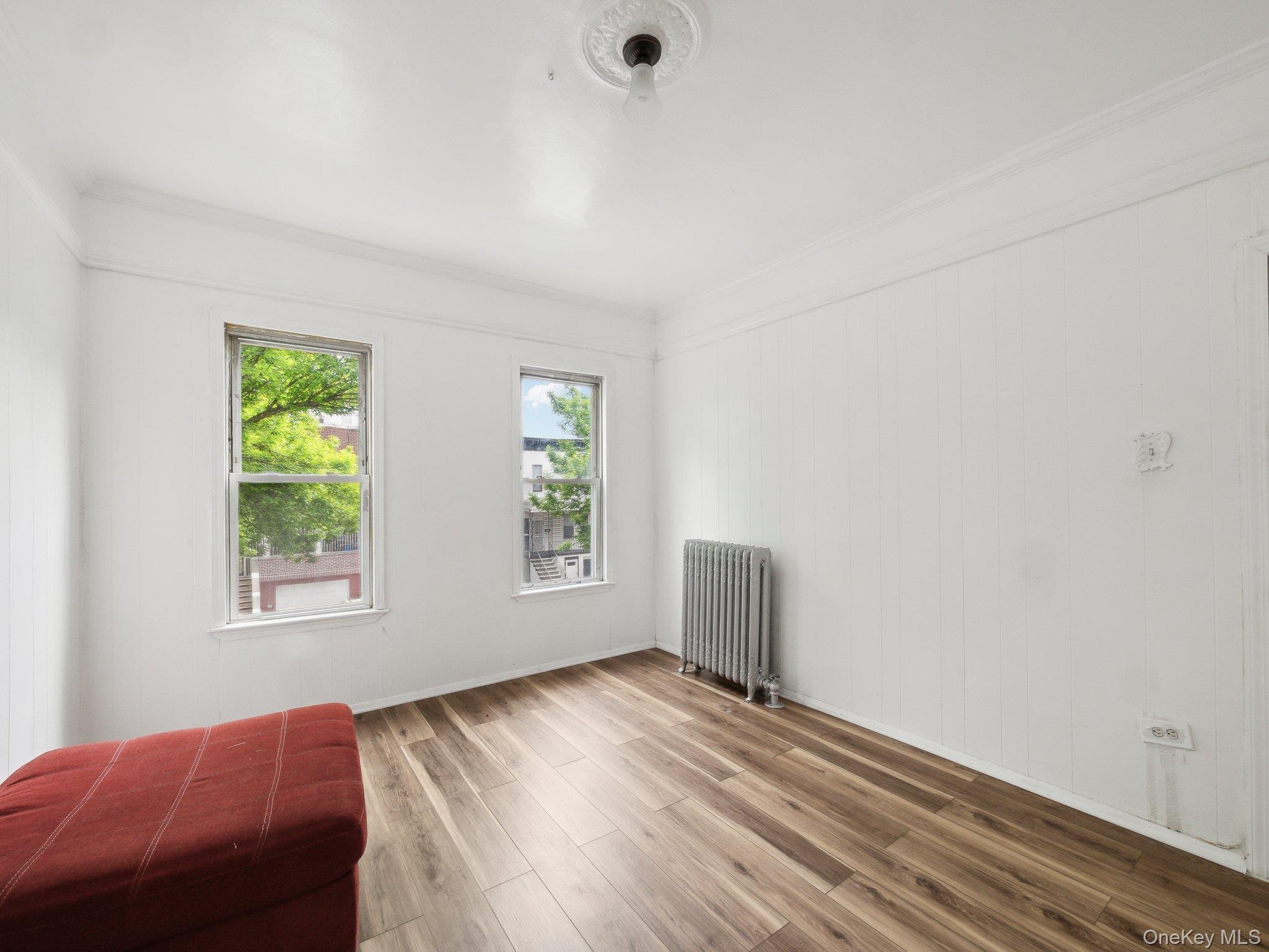 Single Family Taylor  Bronx, NY 10472, MLS-860064-34