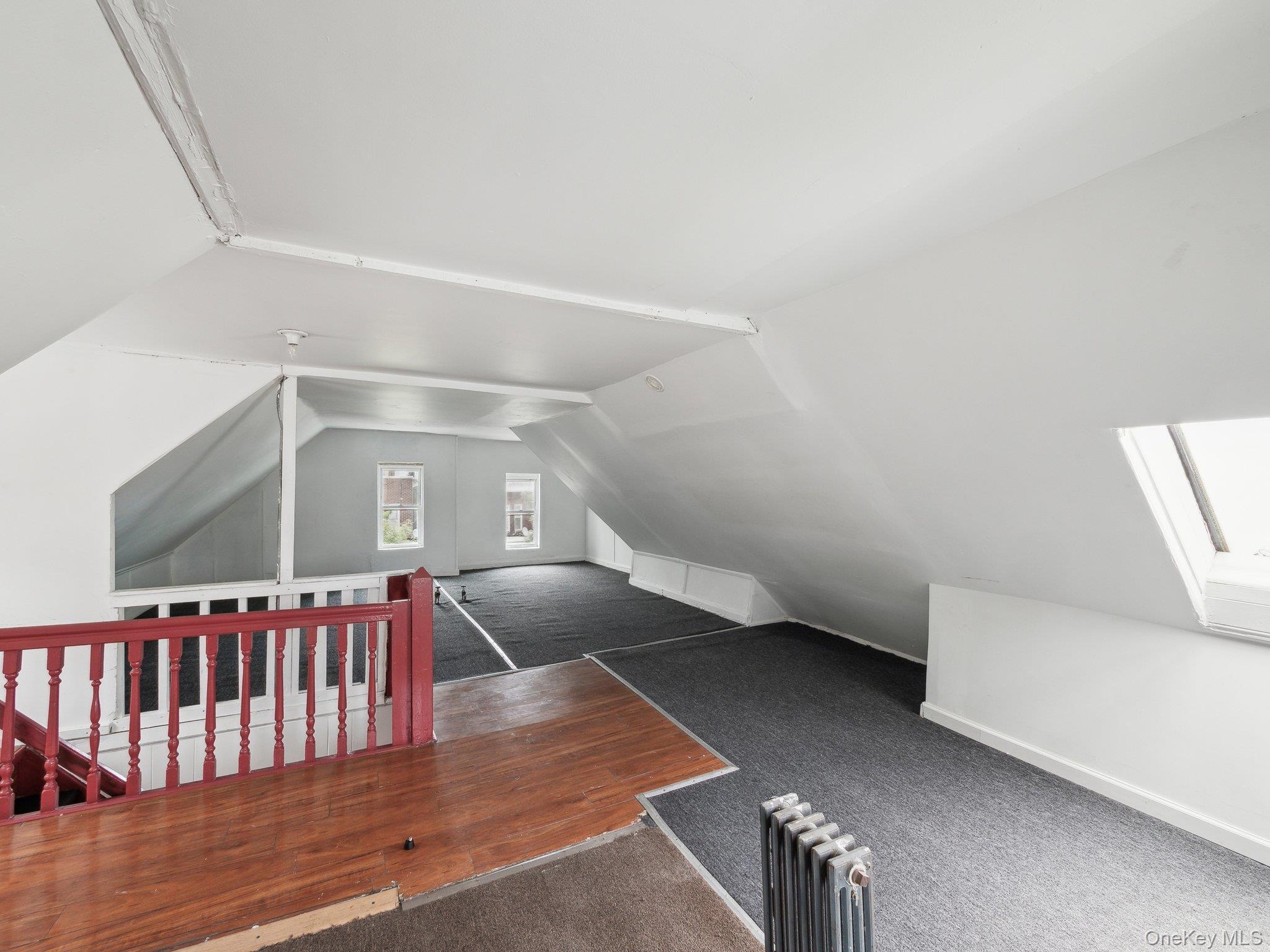 Single Family Taylor  Bronx, NY 10472, MLS-860064-41