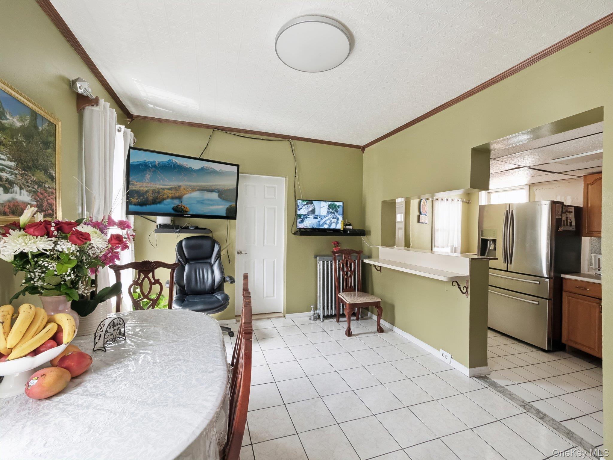 Single Family Taylor  Bronx, NY 10472, MLS-860064-8