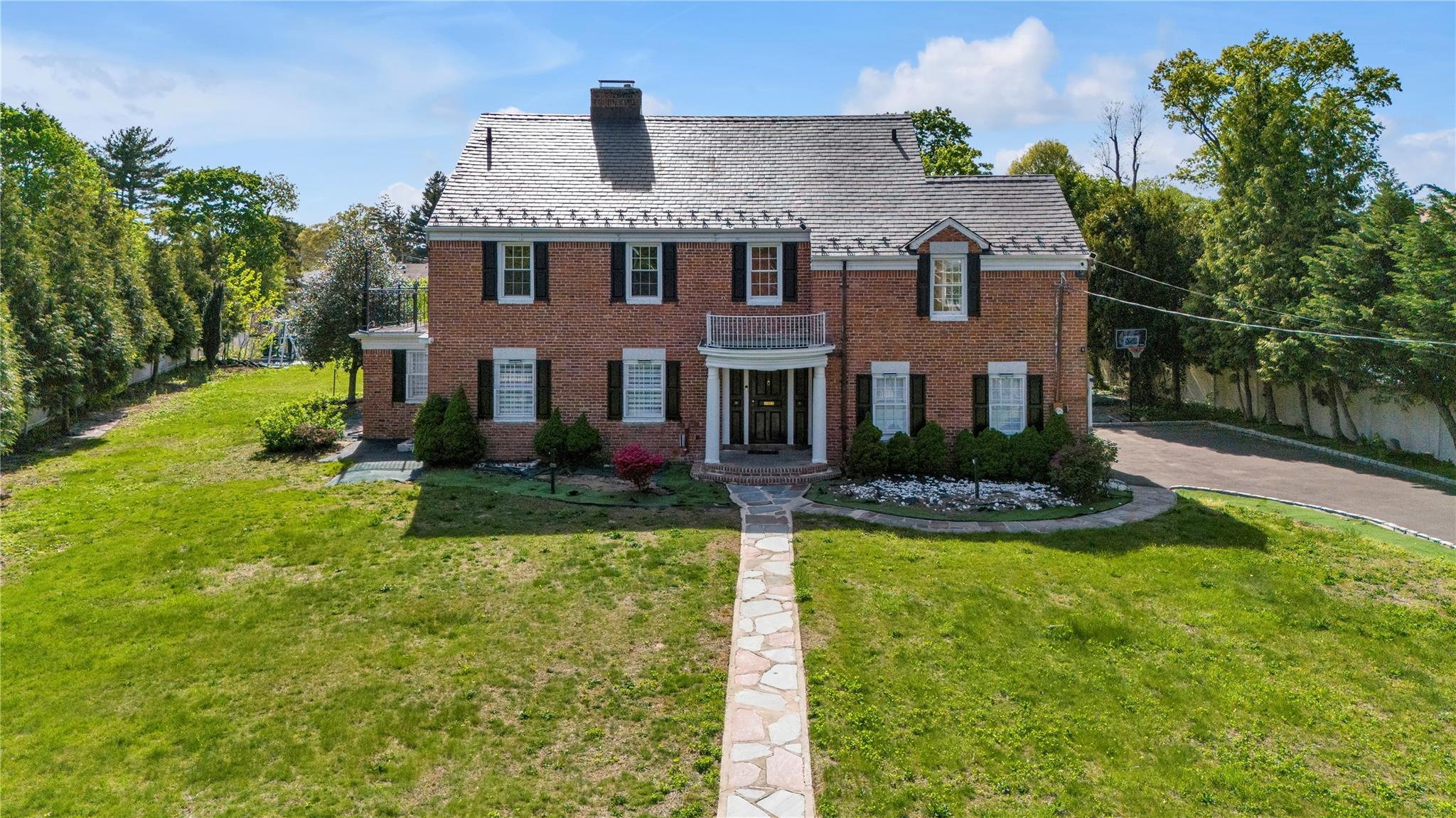 Single Family Arbor  Nassau County, NY 11542, MLS-860065-16