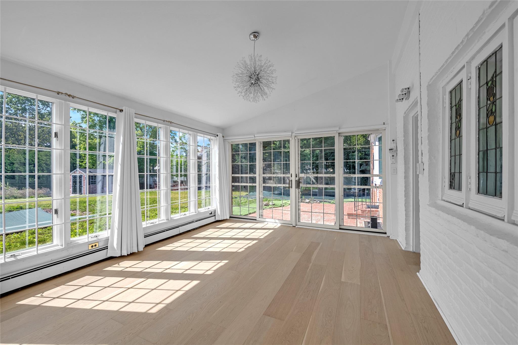 Single Family Arbor  Nassau County, NY 11542, MLS-860065-18