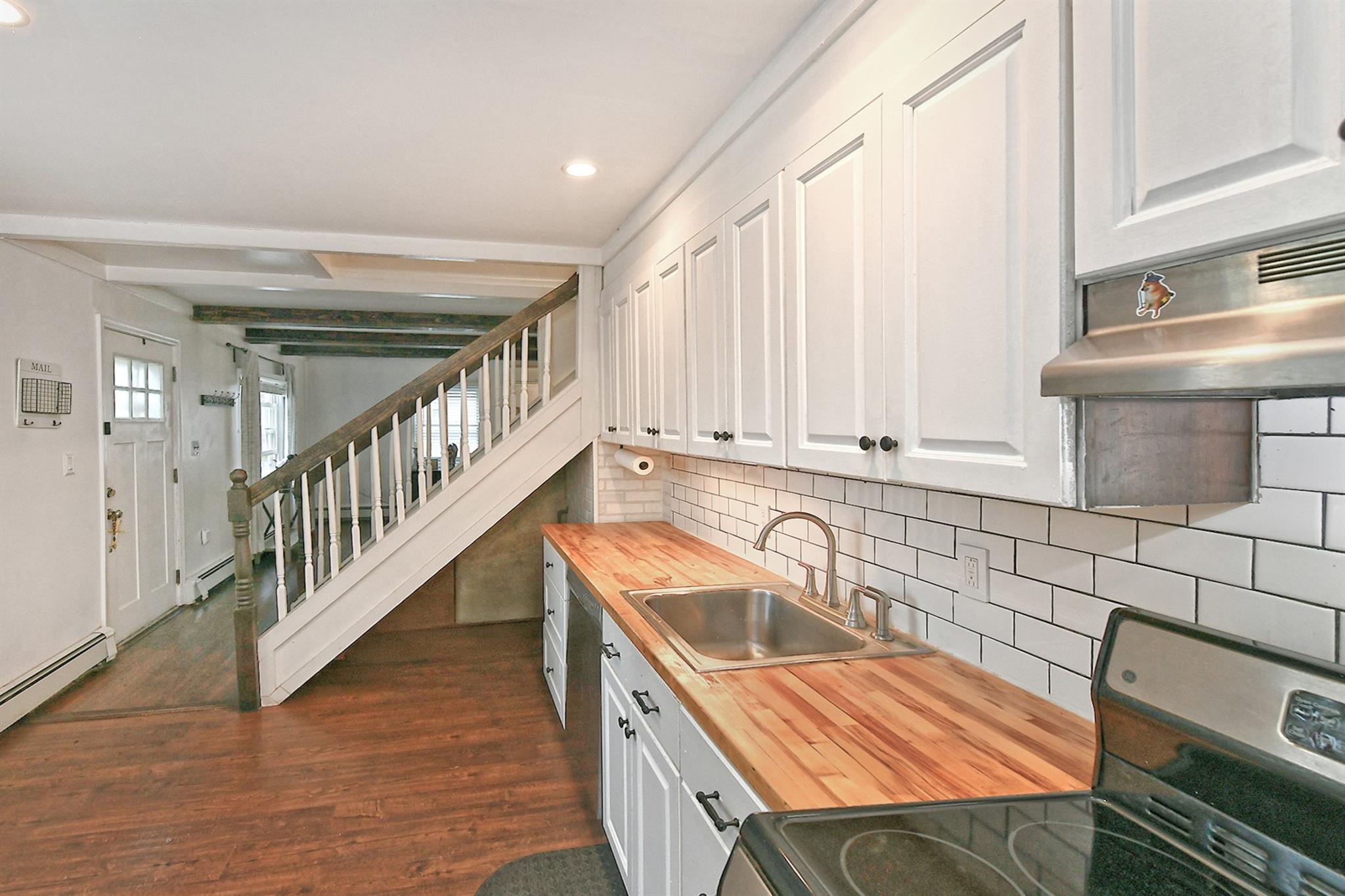 Single Family Spring  Nassau County, NY 11756, MLS-860067-10