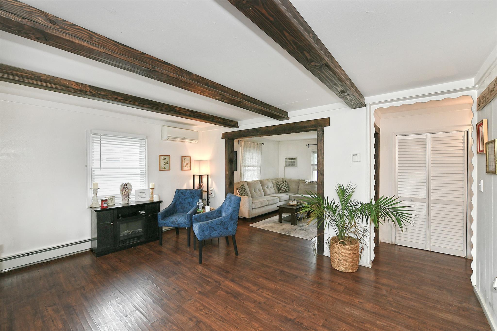 Single Family Spring  Nassau County, NY 11756, MLS-860067-11