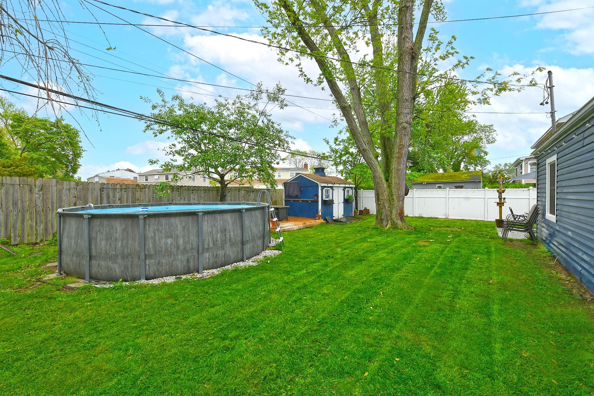 Single Family Spring  Nassau County, NY 11756, MLS-860067-24