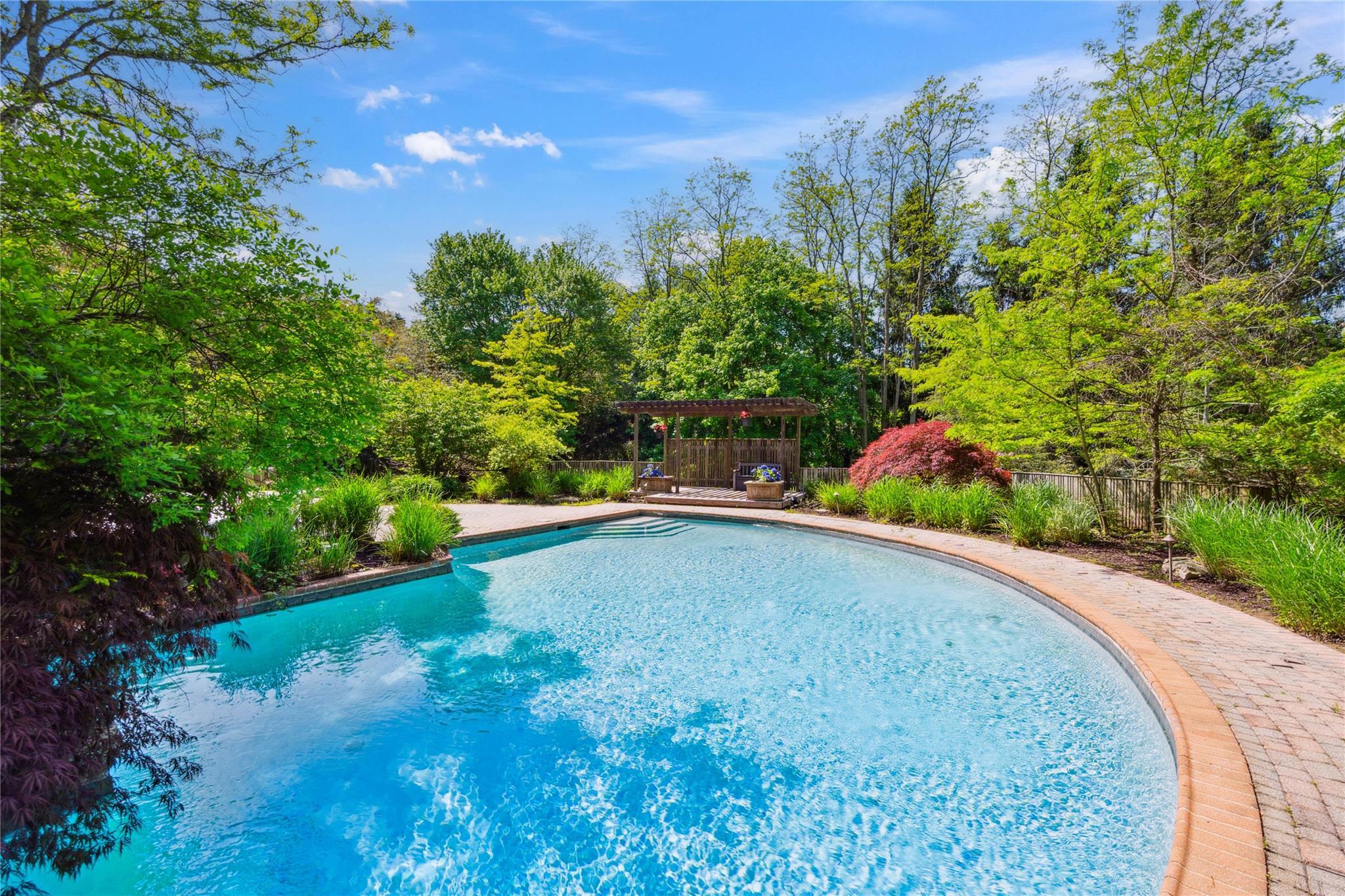 Single Family Briar  Suffolk County, NY 11747, MLS-860073-30