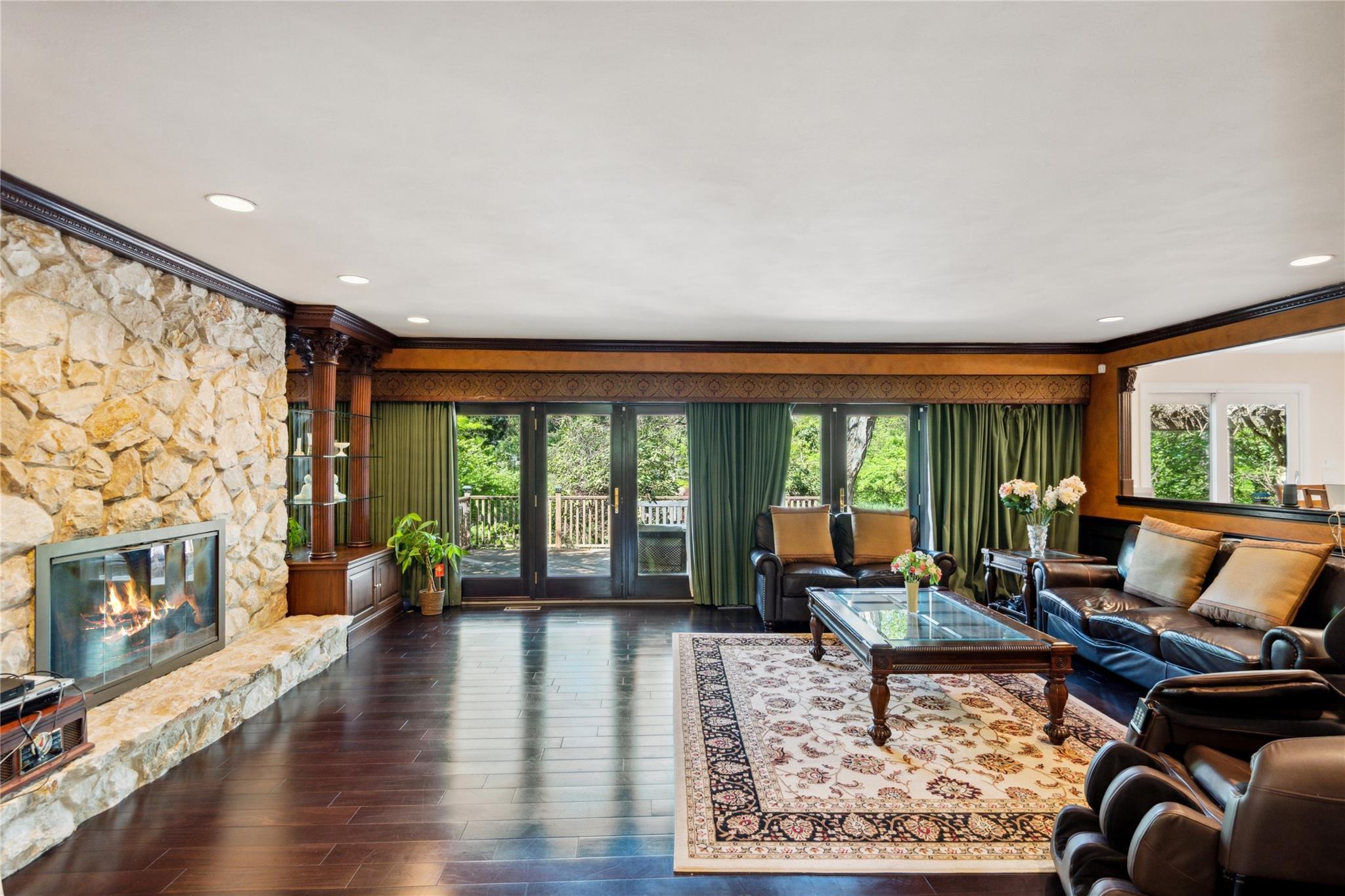 Single Family Briar  Suffolk County, NY 11747, MLS-860073-6