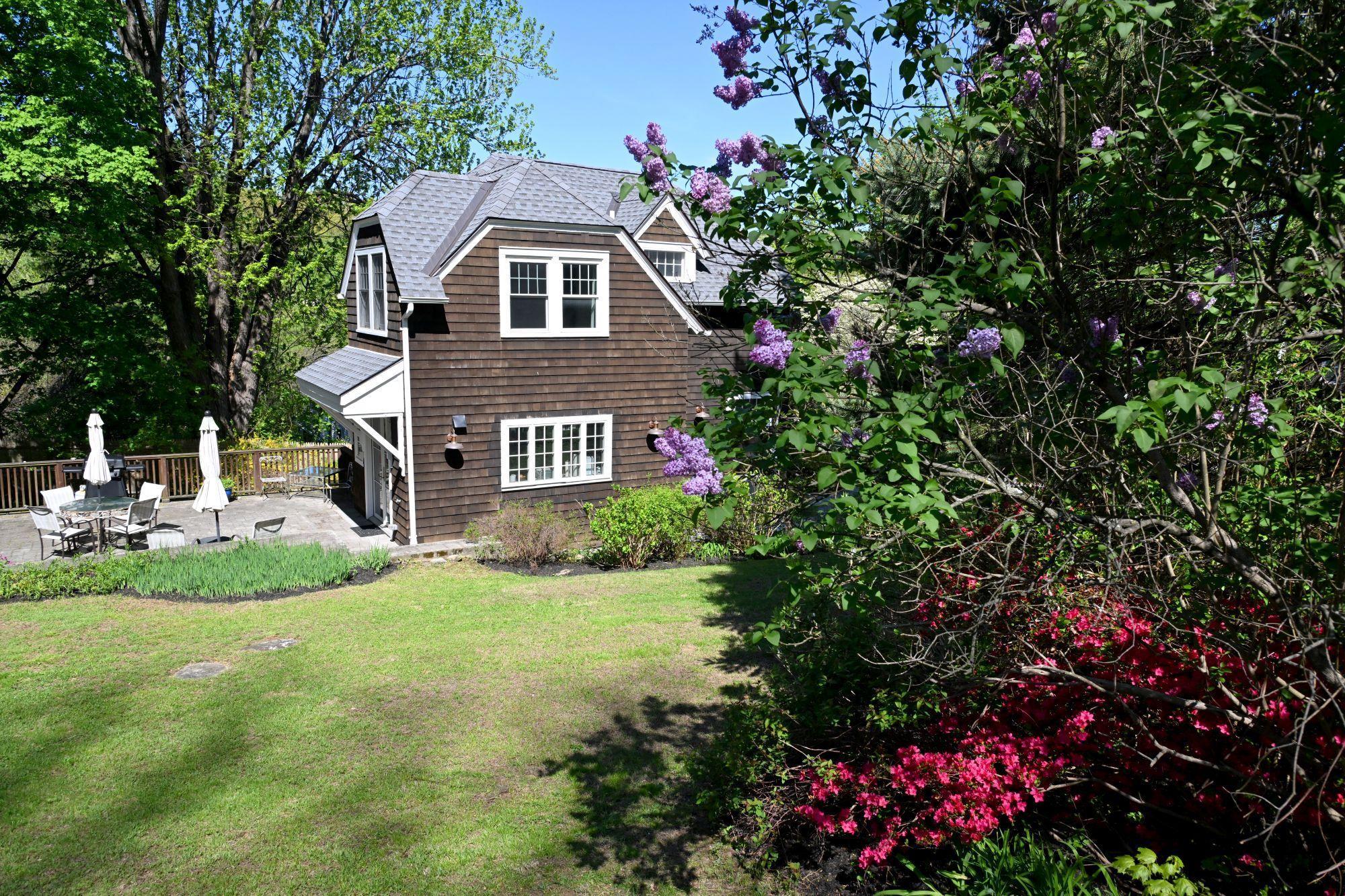 Single Family Donald  Westchester County, NY 10706, MLS-860080-2