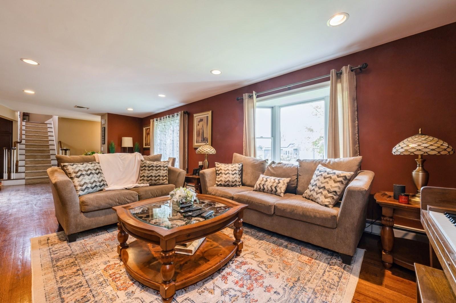 Single Family Midland  Nassau County, NY 11554, MLS-860094-3