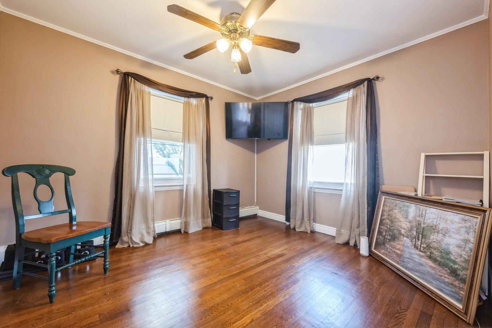 Single Family Midland  Nassau County, NY 11554, MLS-860094-7