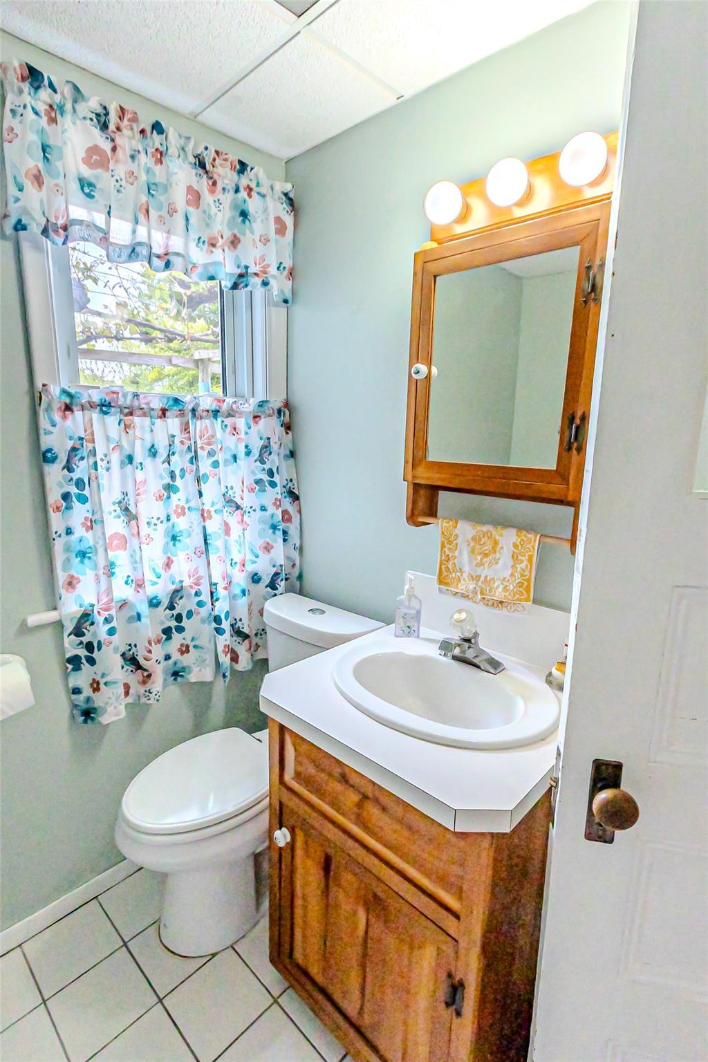 Single Family New Suffolk  Suffolk County, NY 11935, MLS-860121-15
