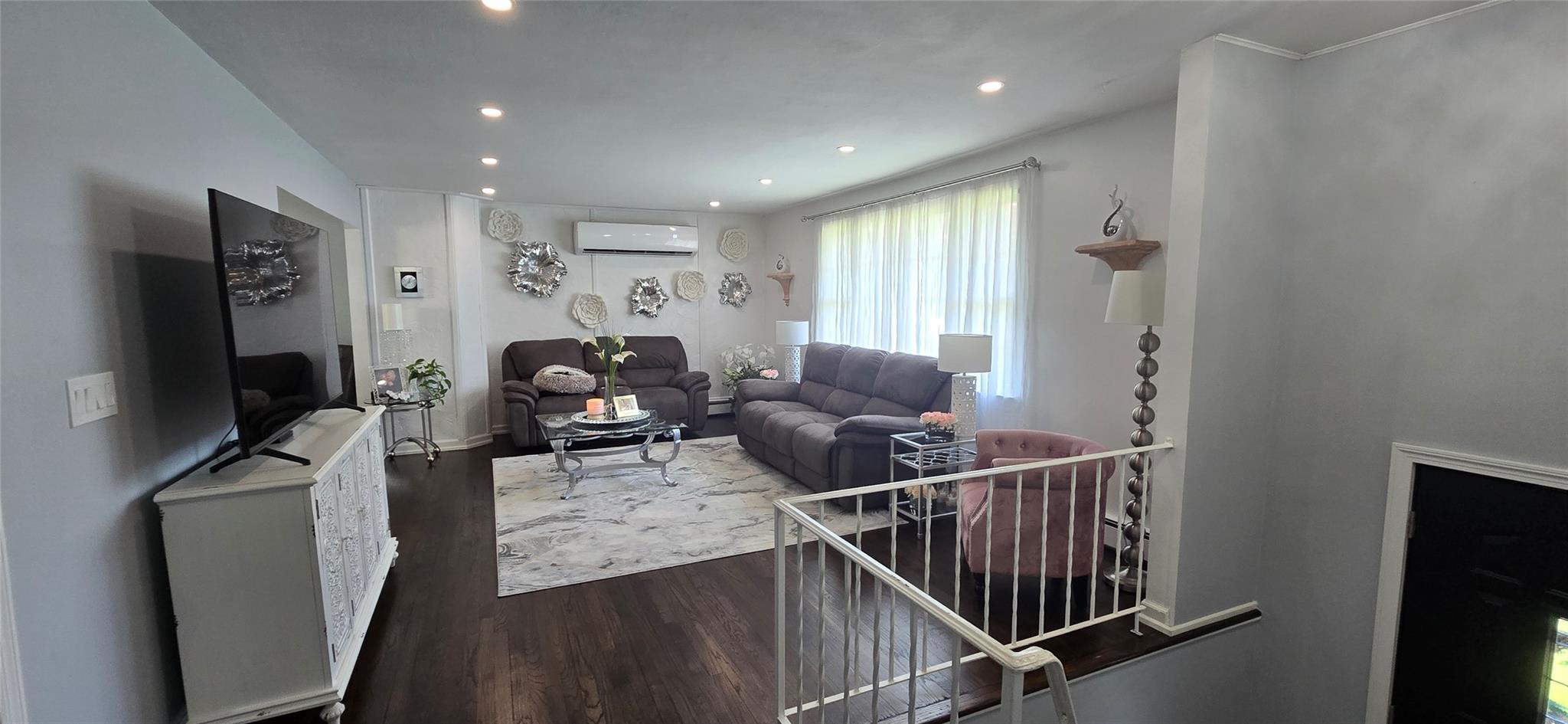 Single Family Stonecrest  Orange County, NY 12553, MLS-860130-2