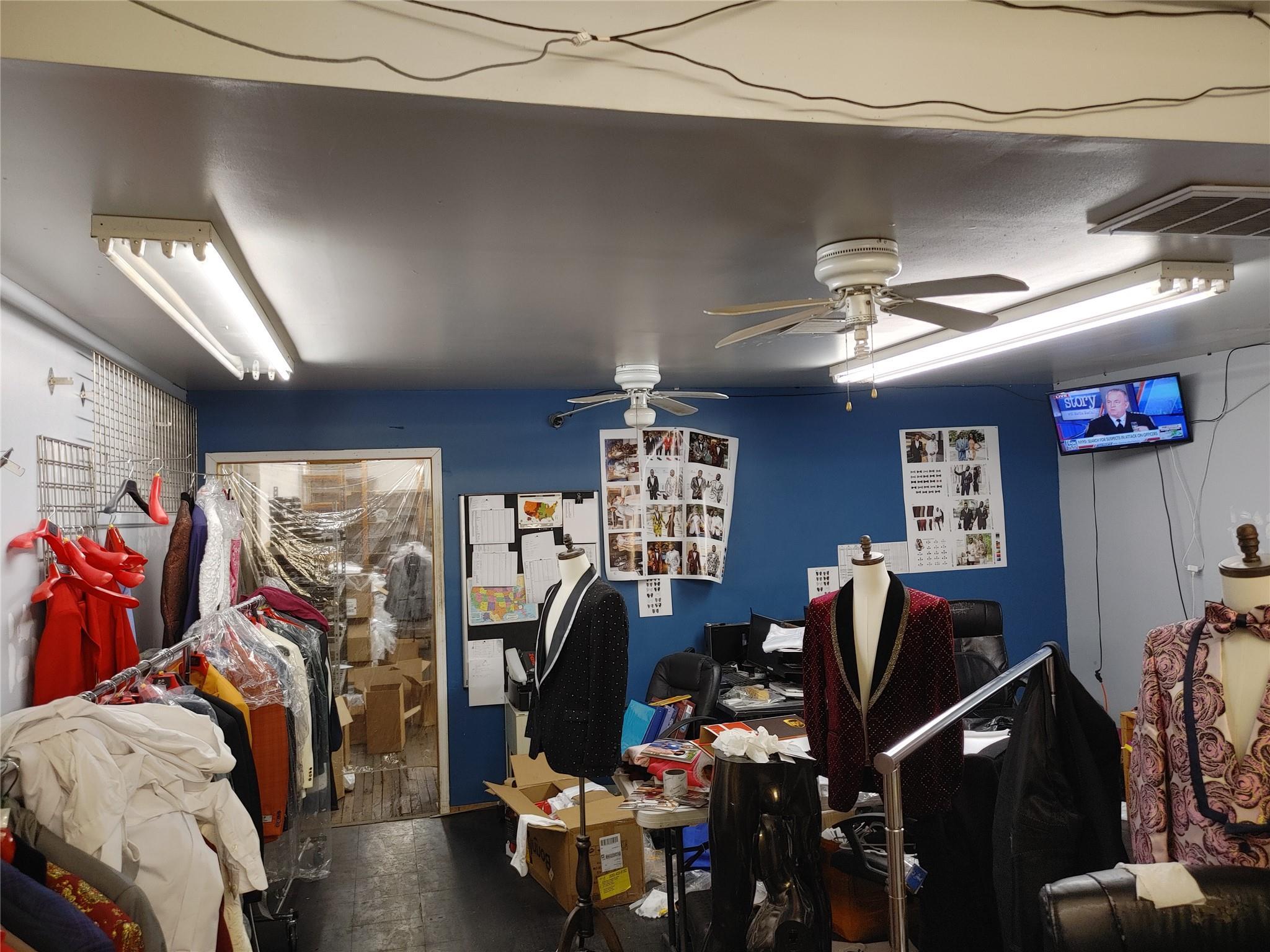 Commercial Sale 46th  Brooklyn, NY 11203, MLS-860153-4