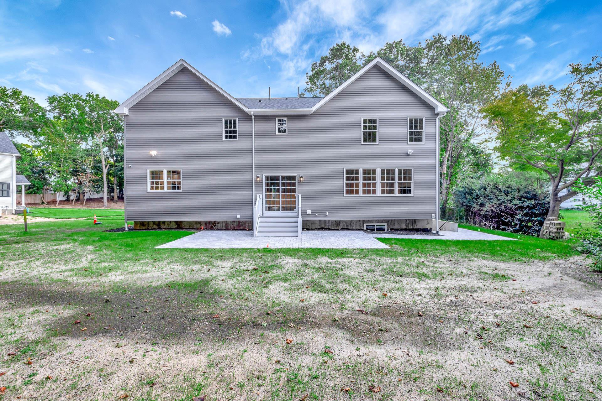 Single Family Townline  Suffolk County, NY 11725, MLS-860156-30