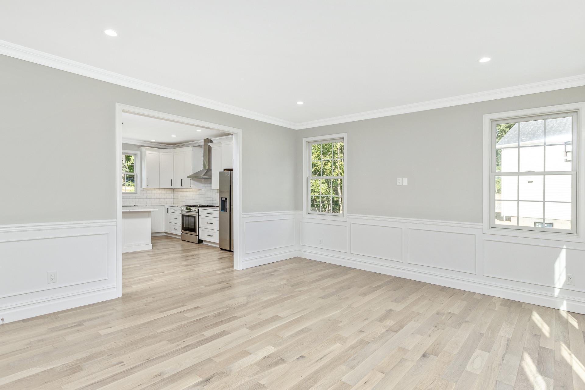 Single Family Townline  Suffolk County, NY 11725, MLS-860156-4