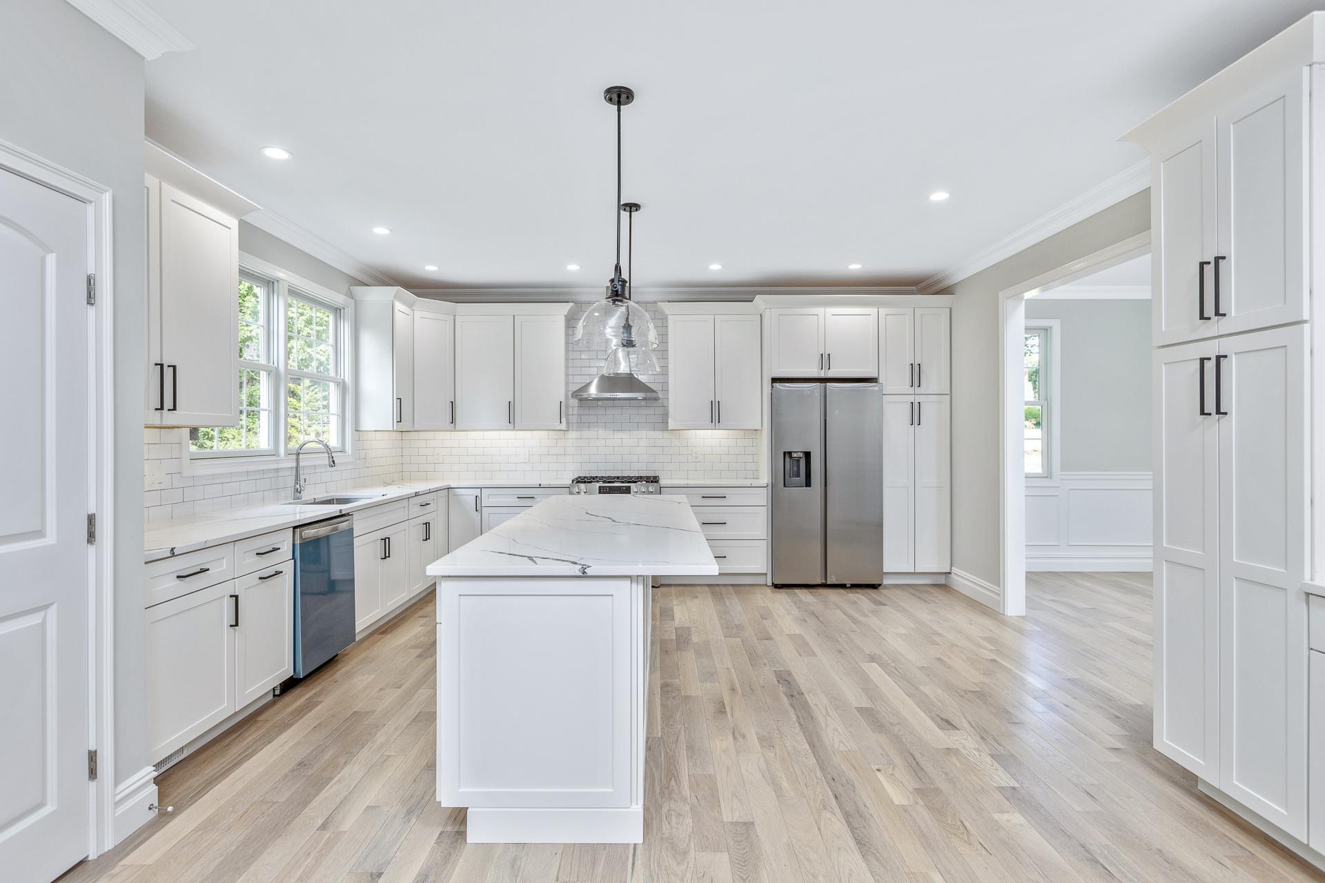 Single Family Townline  Suffolk County, NY 11725, MLS-860156-9