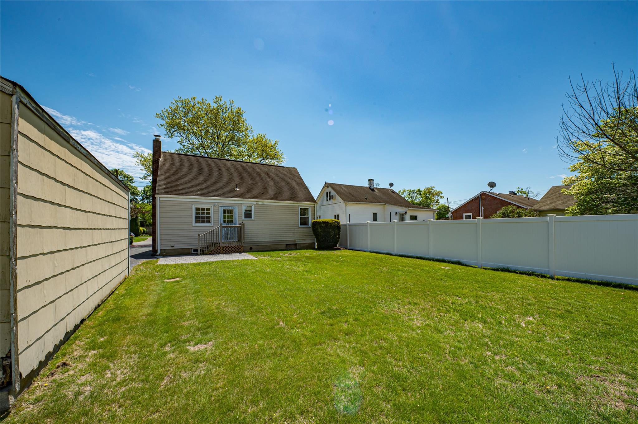 Single Family Spruce  Suffolk County, NY 11751, MLS-860158-21