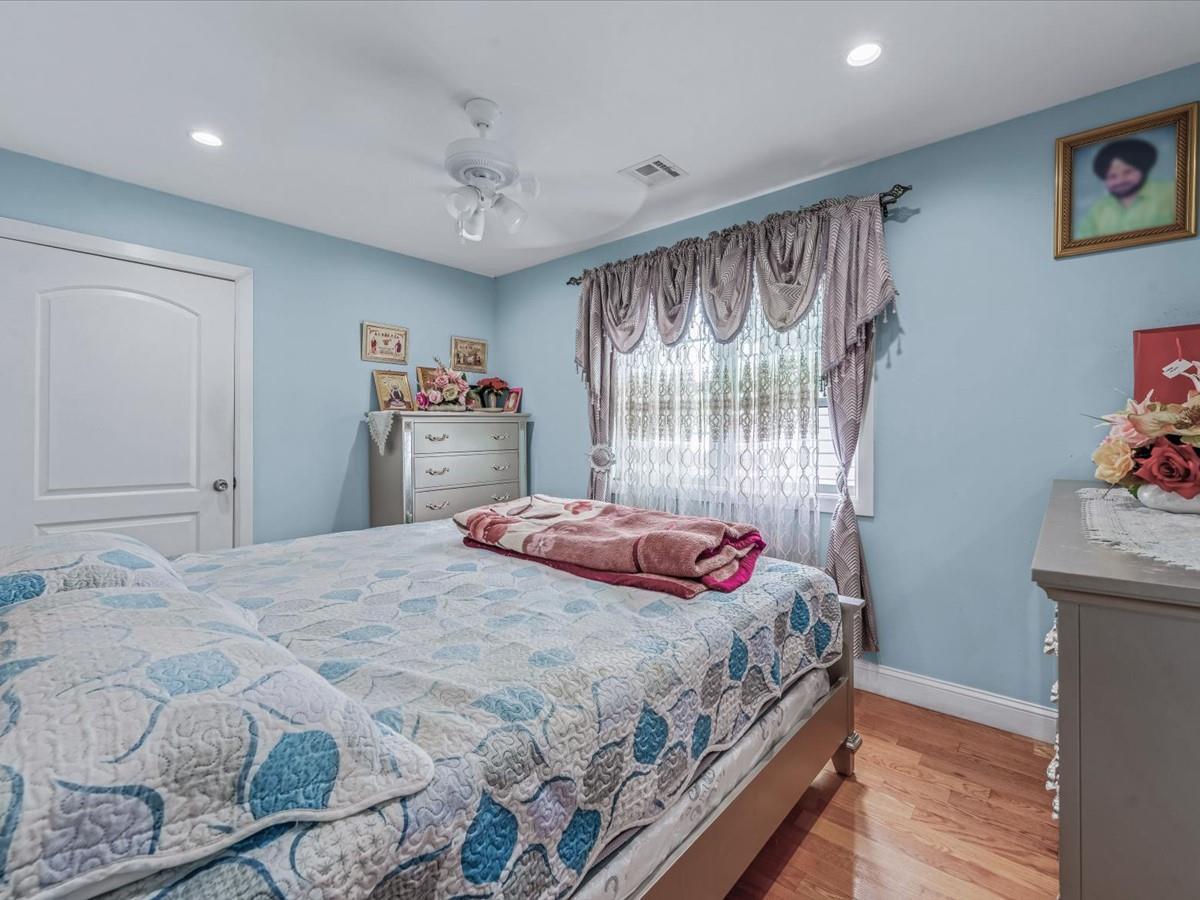 Single Family 111th  Queens, NY 11420, MLS-860166-18