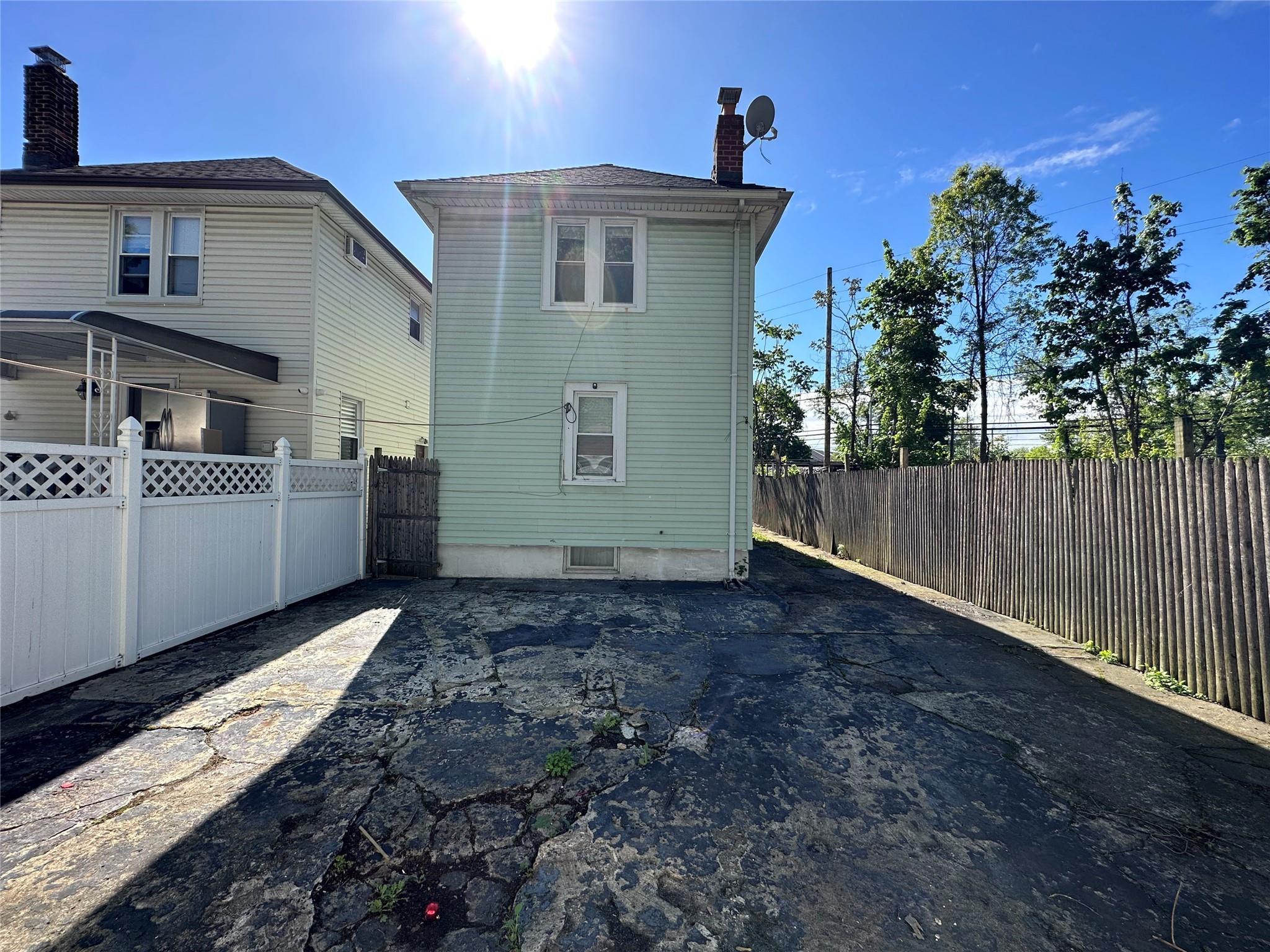 Single Family 199  Queens, NY 11423, MLS-860185-5