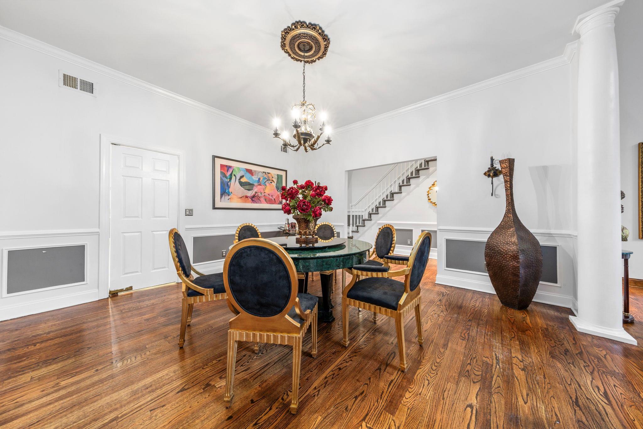 Single Family Swan  Nassau County, NY 11542, MLS-860201-10