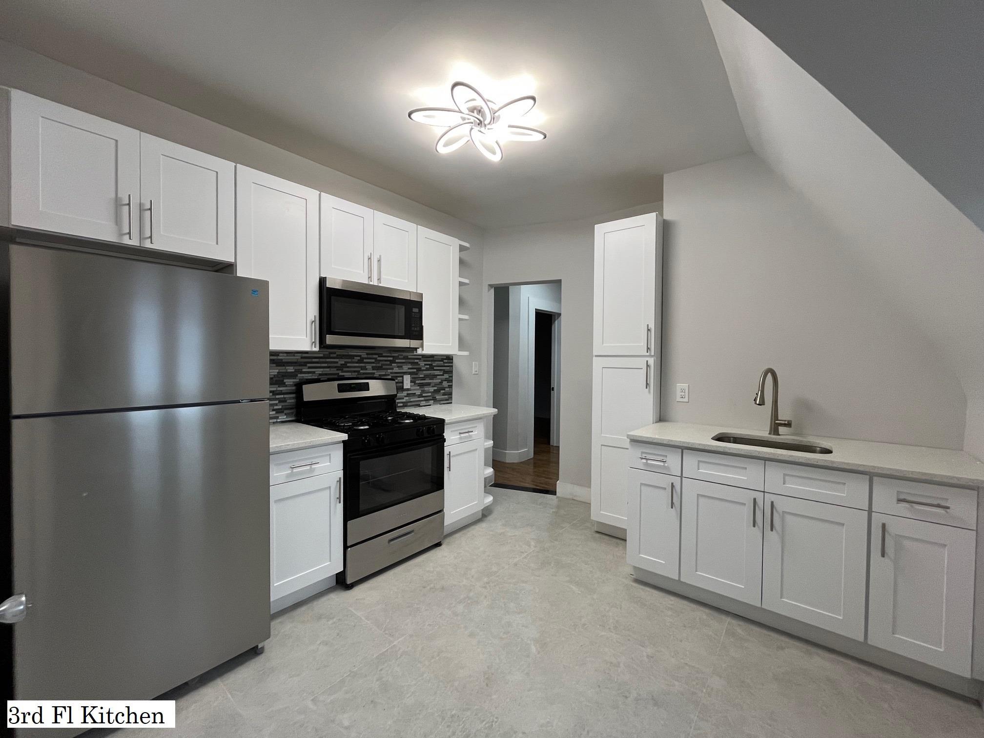 Single Family 3rd  Westchester County, NY 10553, MLS-860203-20