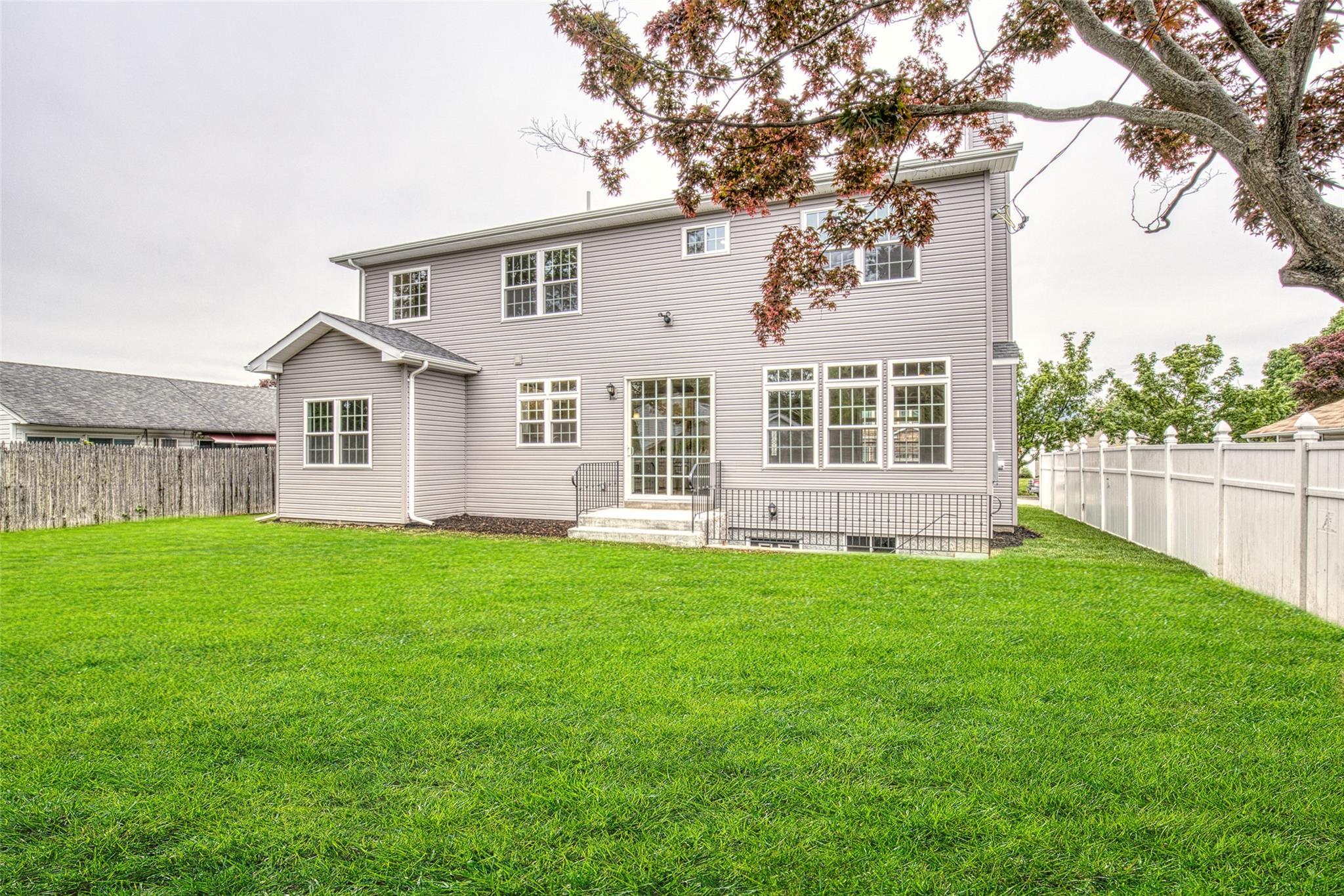 Single Family Kenneth  Nassau County, NY 11803, MLS-860205-49