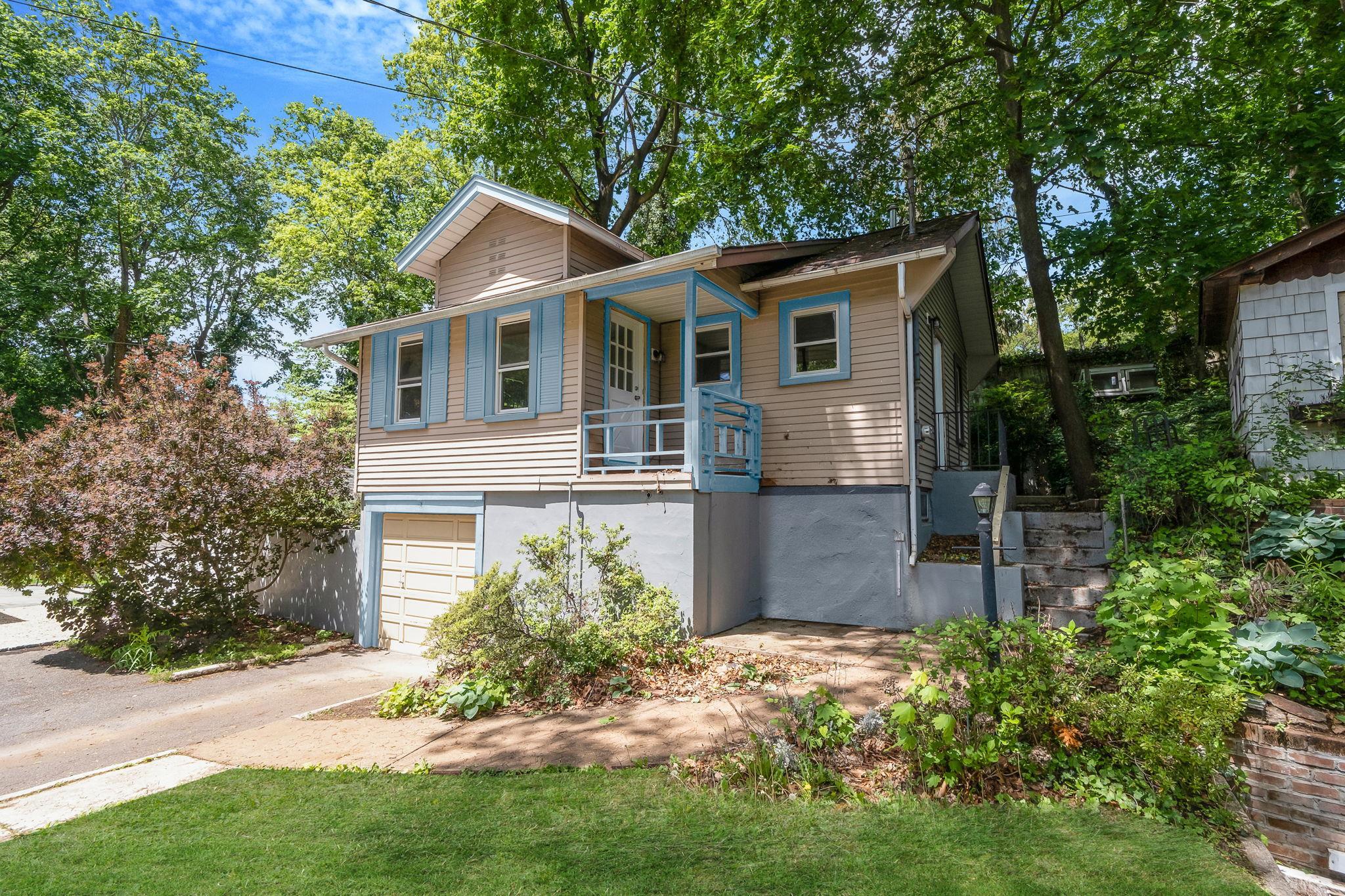 Single Family Abbott  Suffolk County, NY 11743, MLS-860213-30