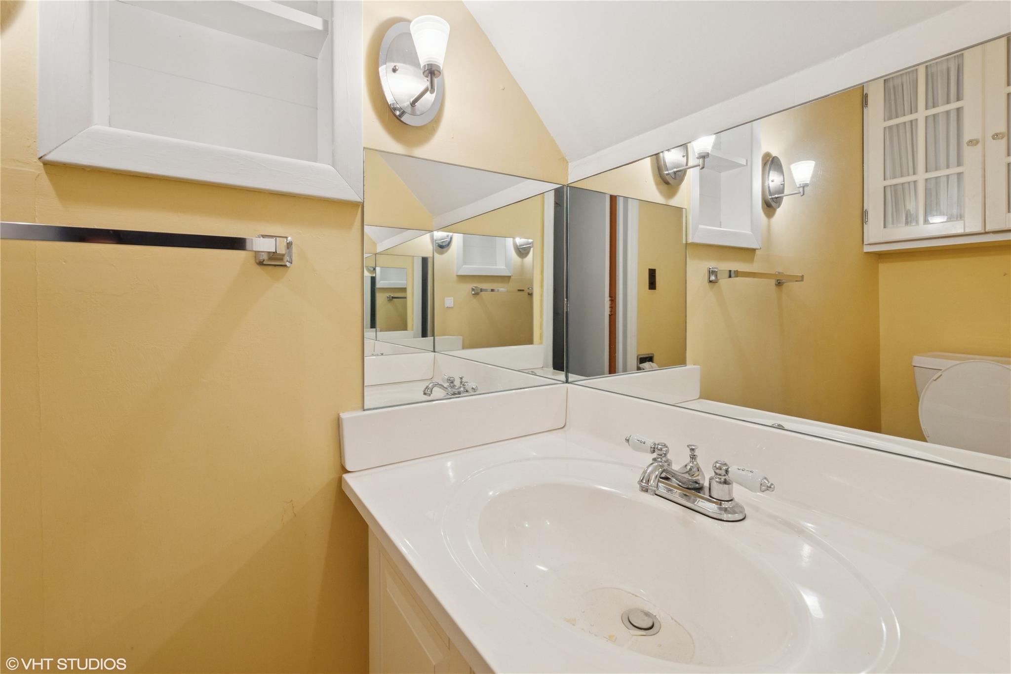 Single Family Mile  Rockland County, NY 10901, MLS-860214-18