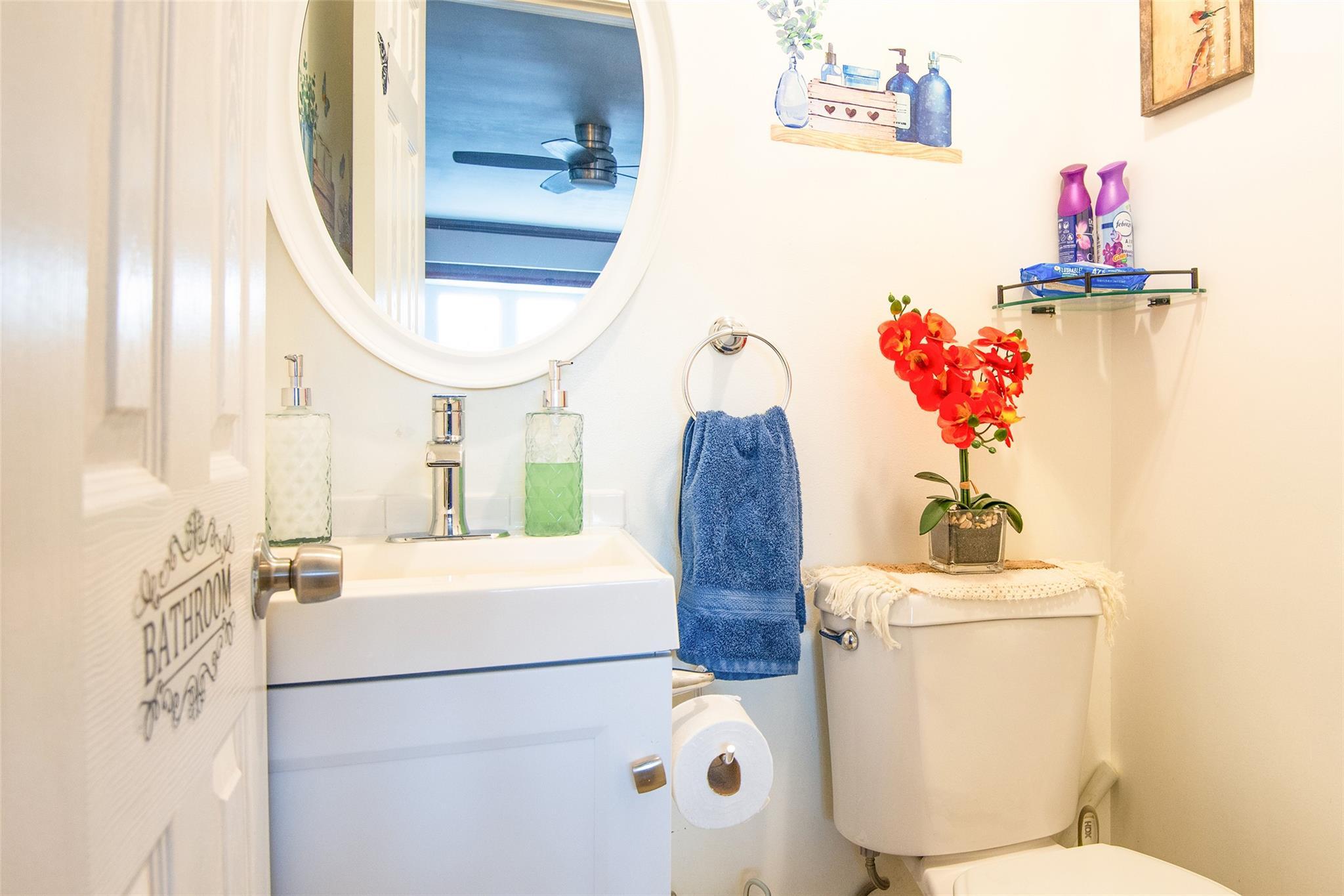 Single Family Hollywood  Bronx, NY 10465, MLS-860215-12