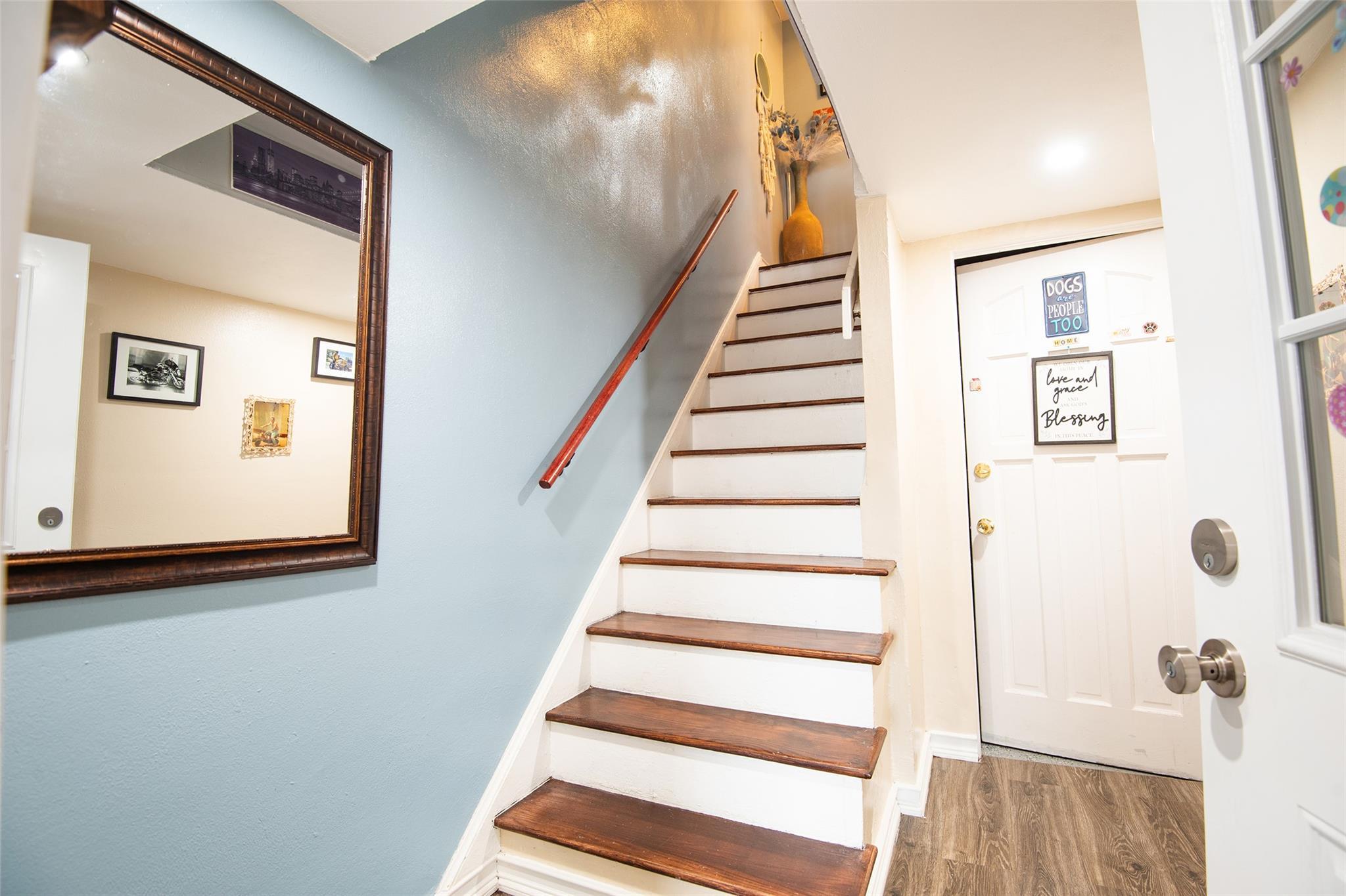 Single Family Hollywood  Bronx, NY 10465, MLS-860215-2