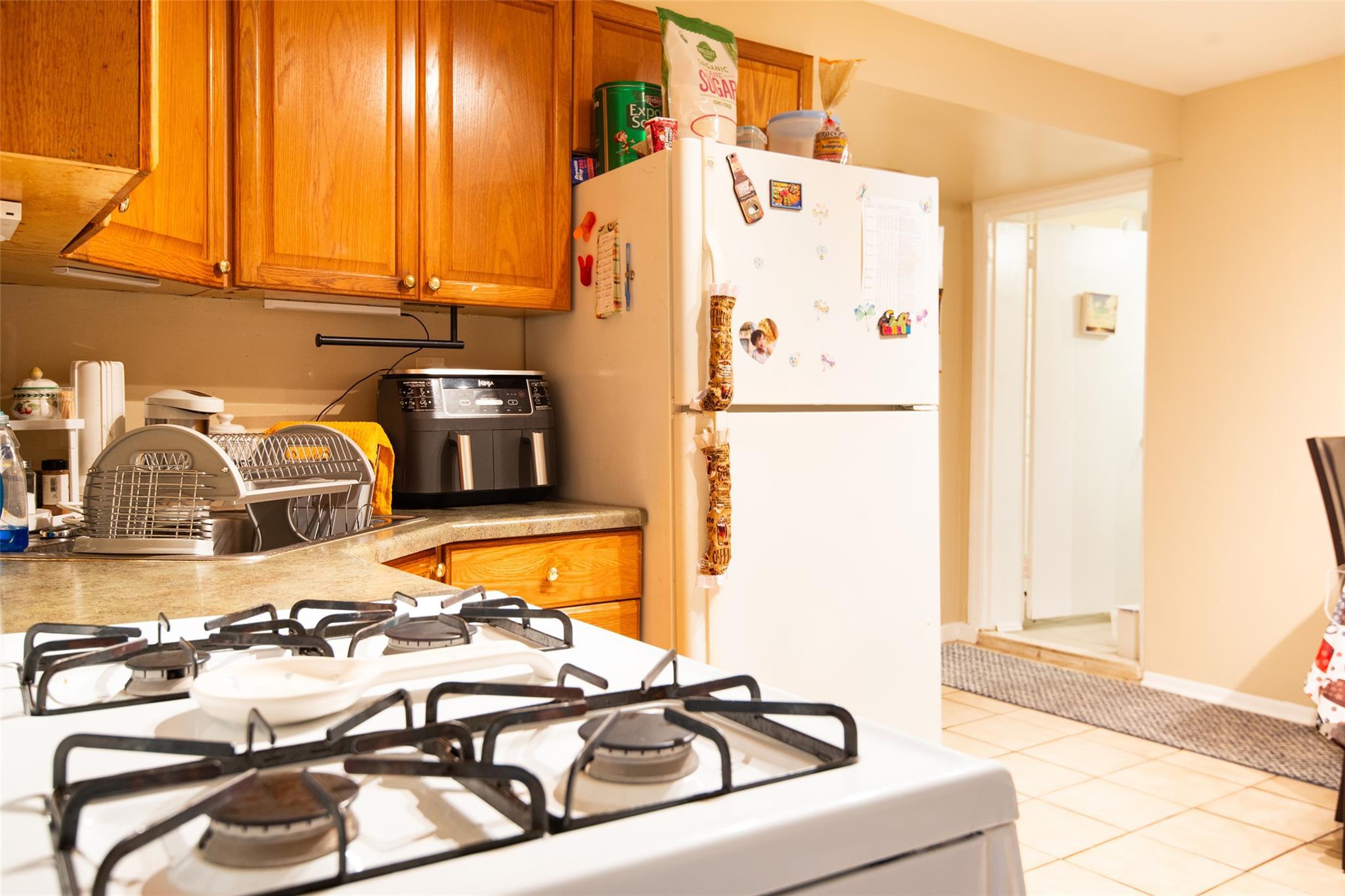 Single Family Hollywood  Bronx, NY 10465, MLS-860215-21