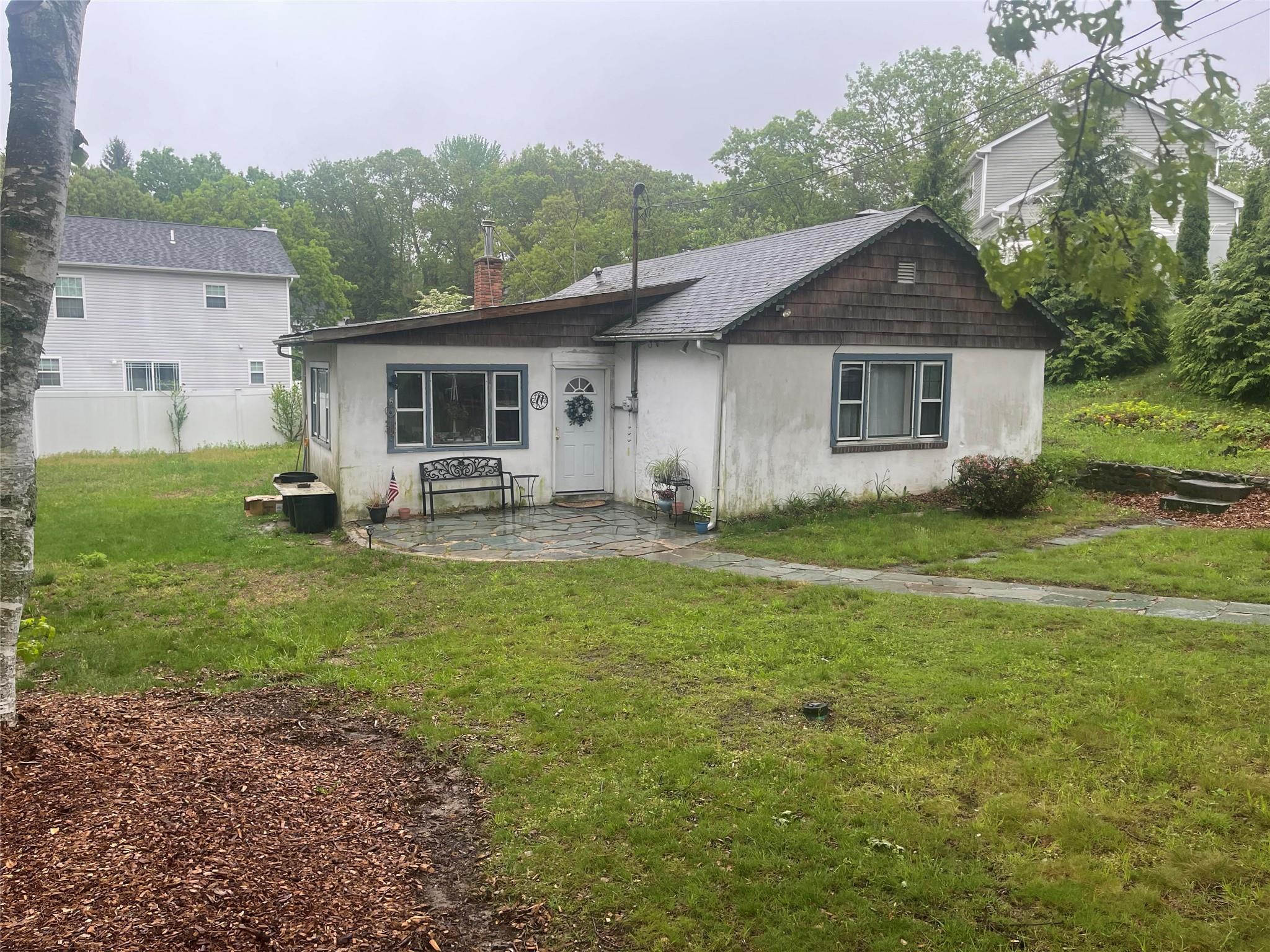 Single Family Zenith  Suffolk County, NY 11778, MLS-860221-2