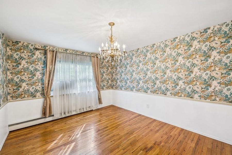 Single Family Oak Hill  Suffolk County, NY 11754, MLS-860225-12
