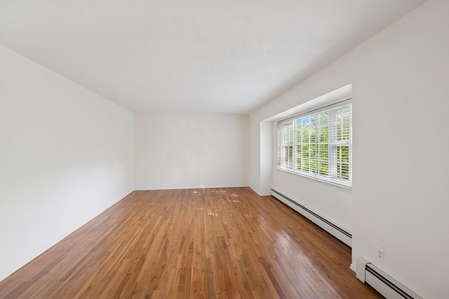 Single Family Oak Hill  Suffolk County, NY 11754, MLS-860225-9