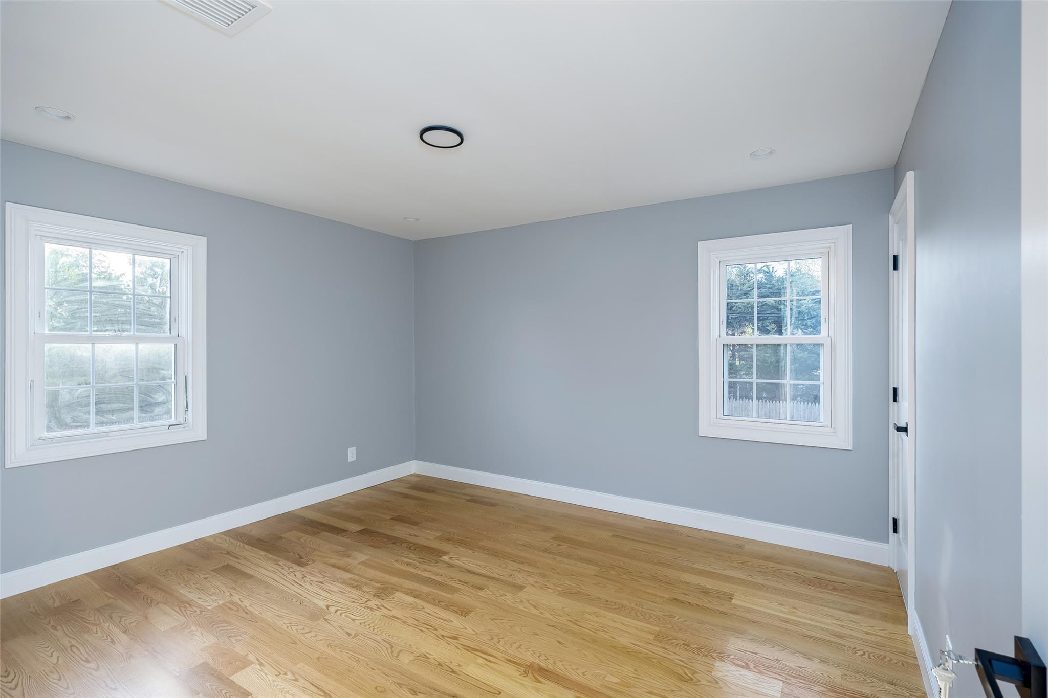 Single Family Bradford  Nassau County, NY 11714, MLS-860243-12
