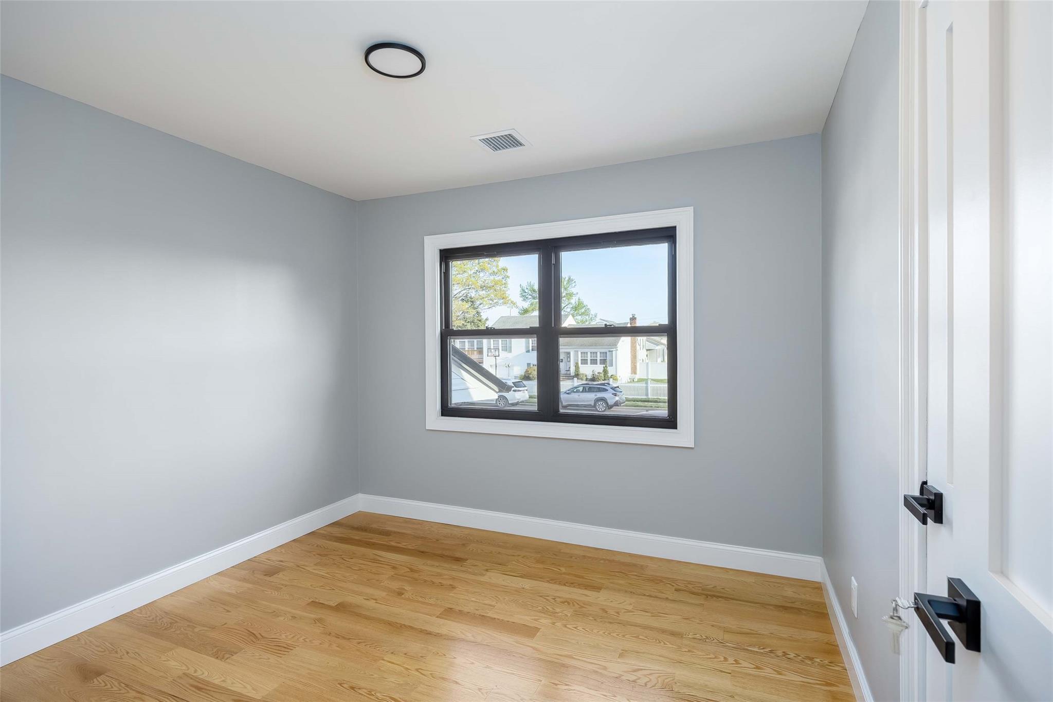 Single Family Bradford  Nassau County, NY 11714, MLS-860243-14