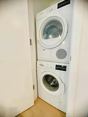 Condo 35th  Queens, NY 11354, MLS-860256-18