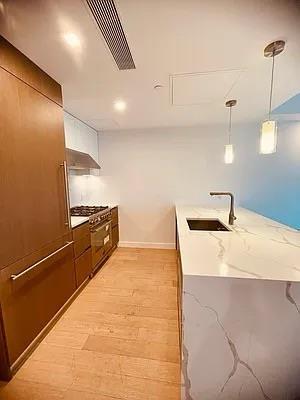 Condo 35th  Queens, NY 11354, MLS-860256-20