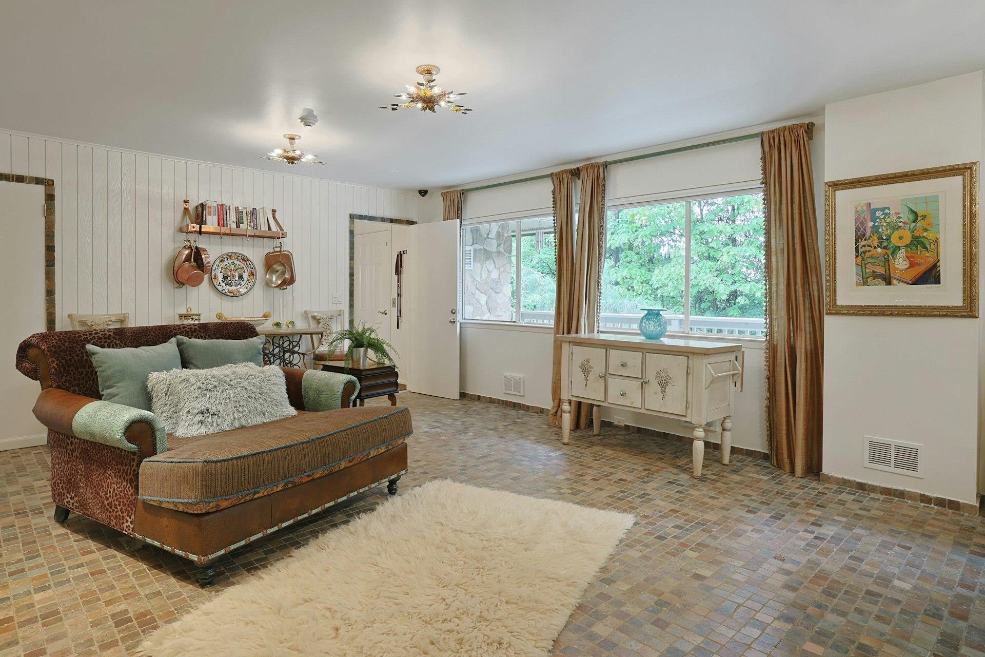 Single Family Wagon Wheel  Rockland County, NY 10956, MLS-860275-15
