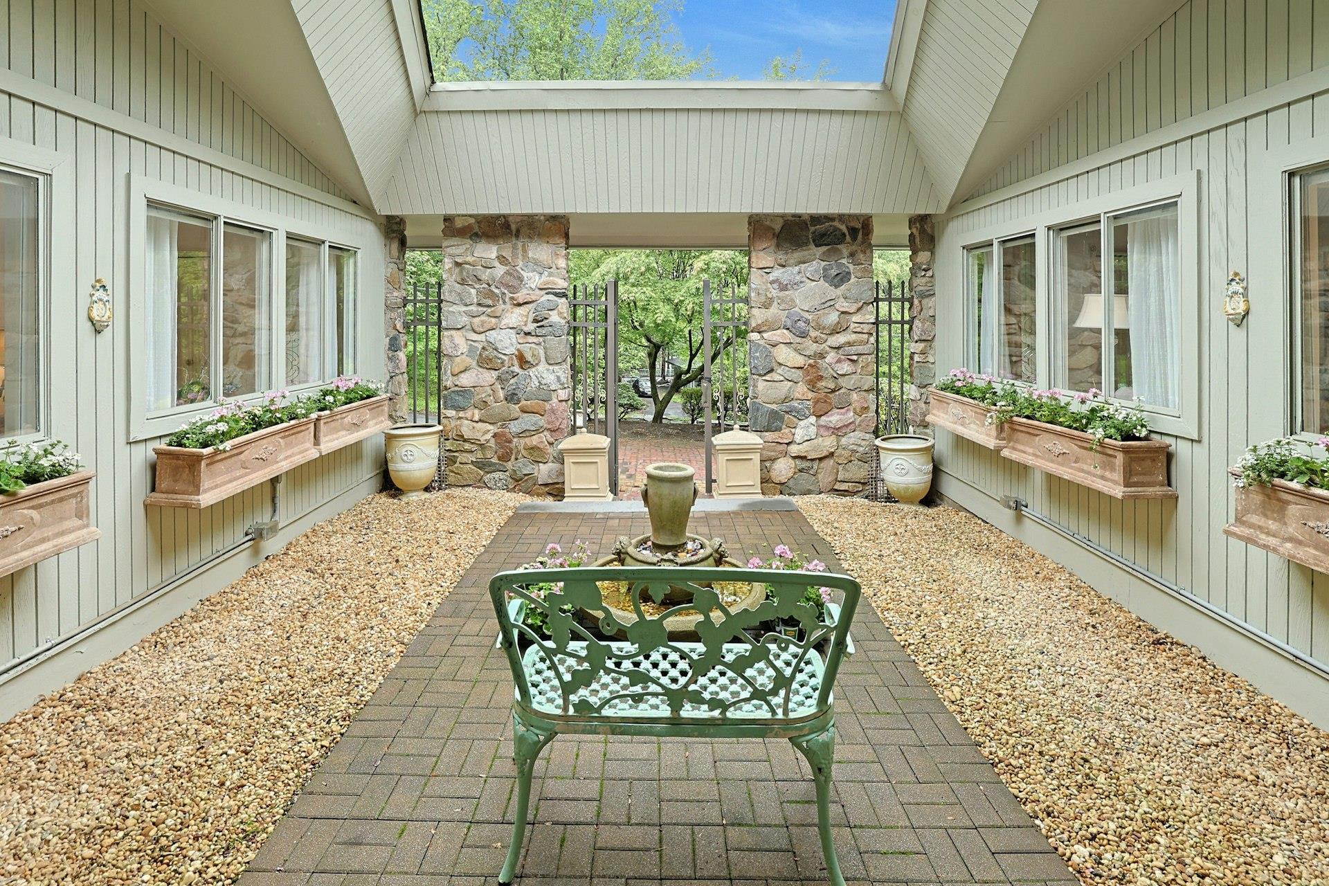 Single Family Wagon Wheel  Rockland County, NY 10956, MLS-860275-38
