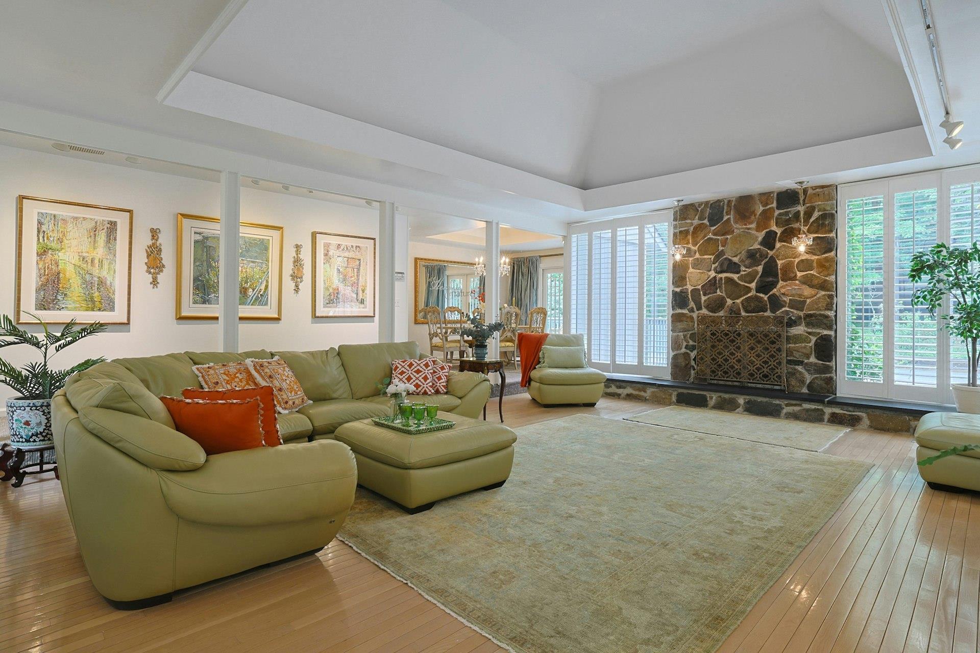 Single Family Wagon Wheel  Rockland County, NY 10956, MLS-860275-6