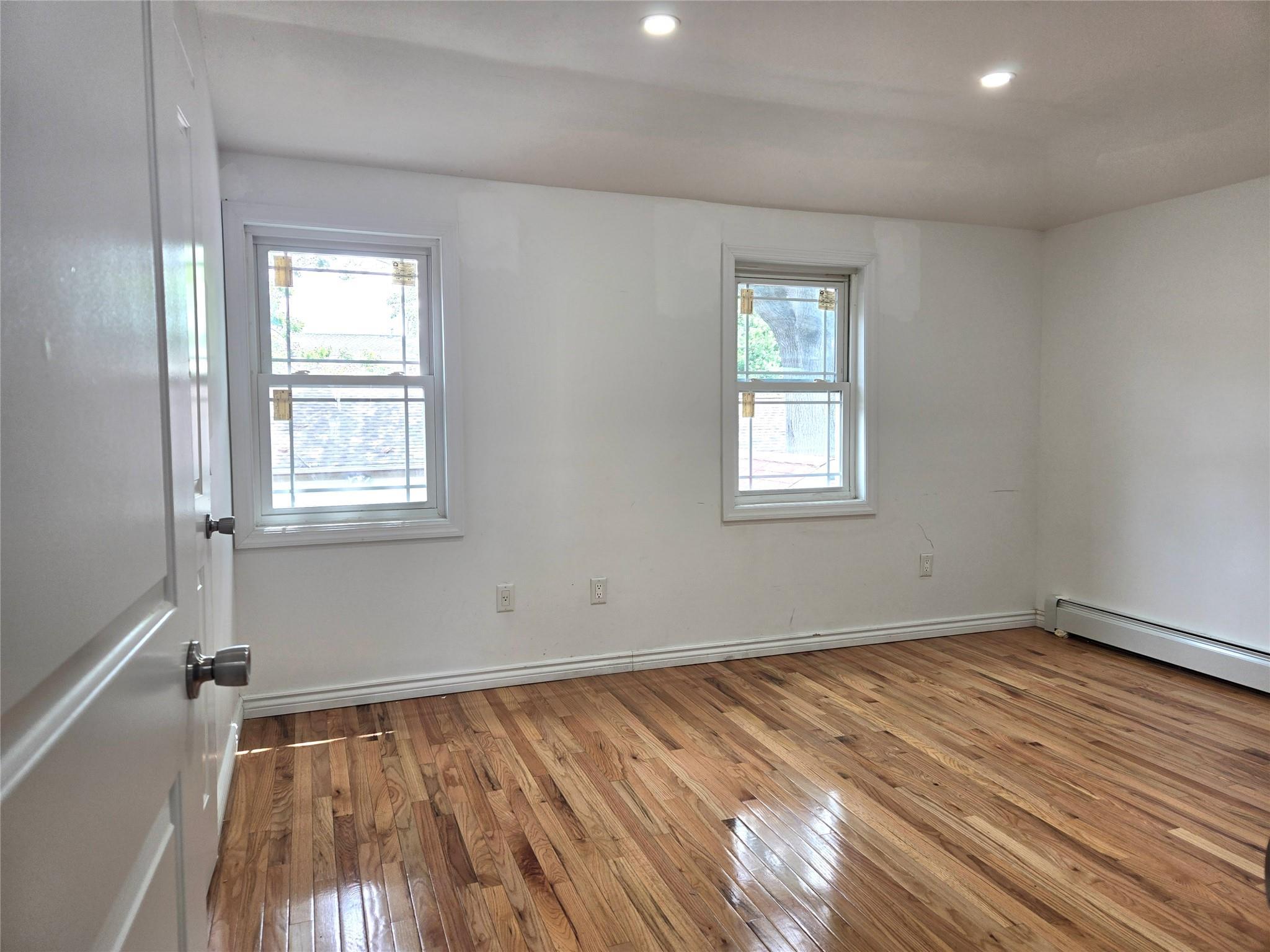 Single Family 145th Avenue  Queens, NY 11413, MLS-860276-26