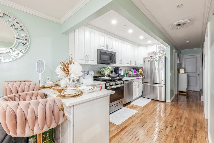 Single Family 145th Avenue  Queens, NY 11413, MLS-860276-5