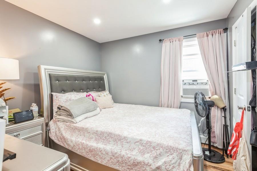 Single Family 145th Avenue  Queens, NY 11413, MLS-860276-7