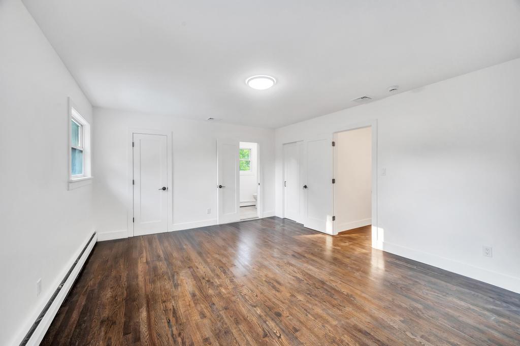Single Family Gildare  Suffolk County, NY 11731, MLS-860289-15